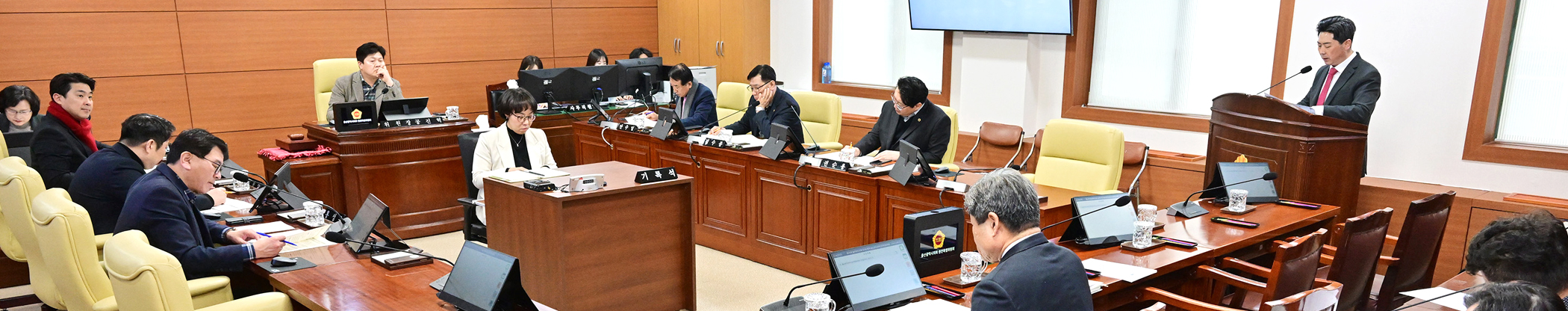 울산광역시의회 원전특별위원회 회의1