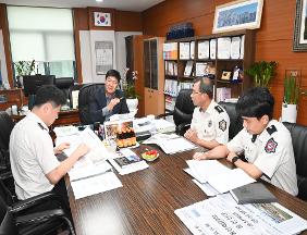 공진혁 의회운영의원장, 의용소방대원 개인보호장비 지급 방안 논의