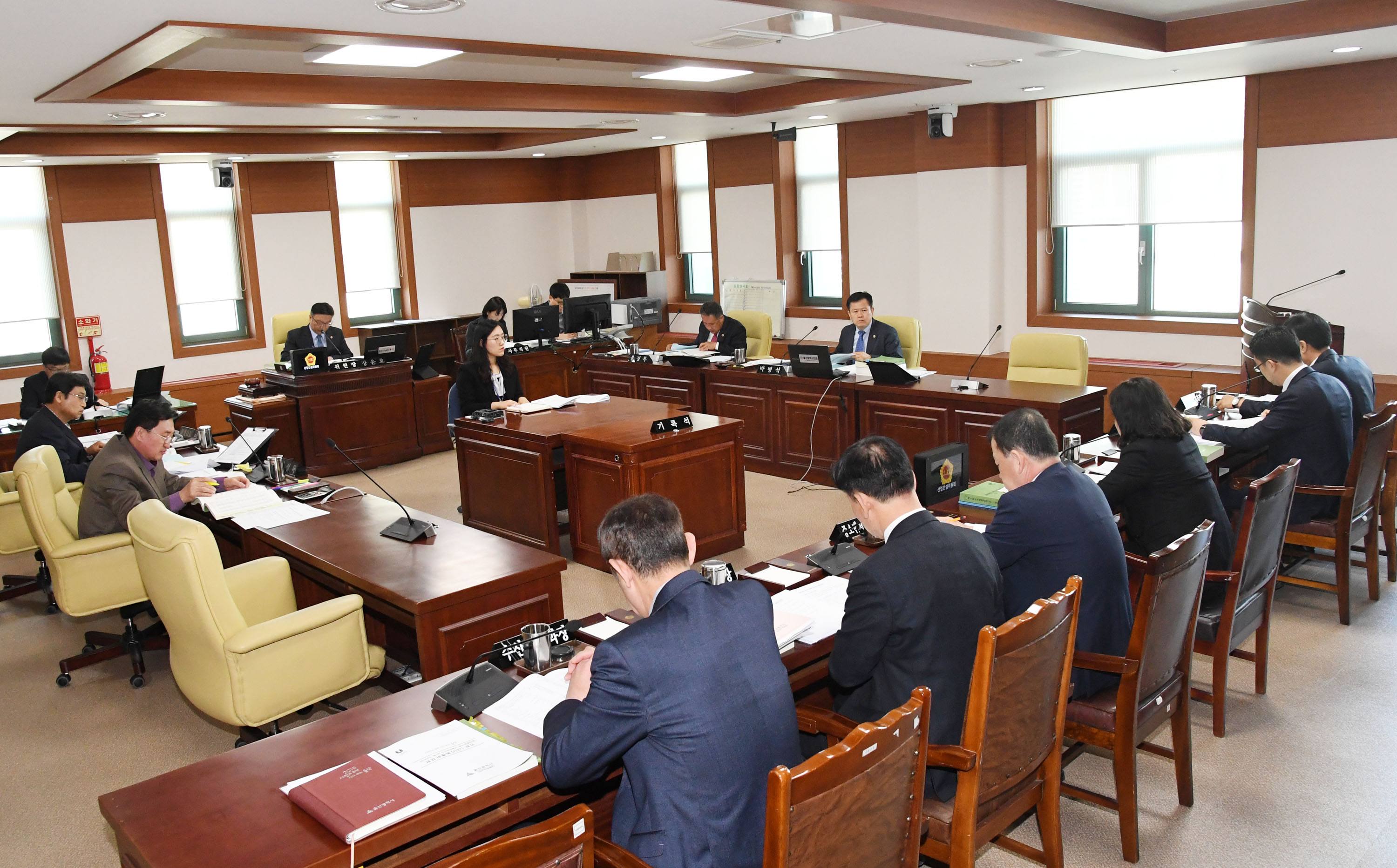 산업건설위원회 일자리경재국 소관 추가경정예산안 예비심사2