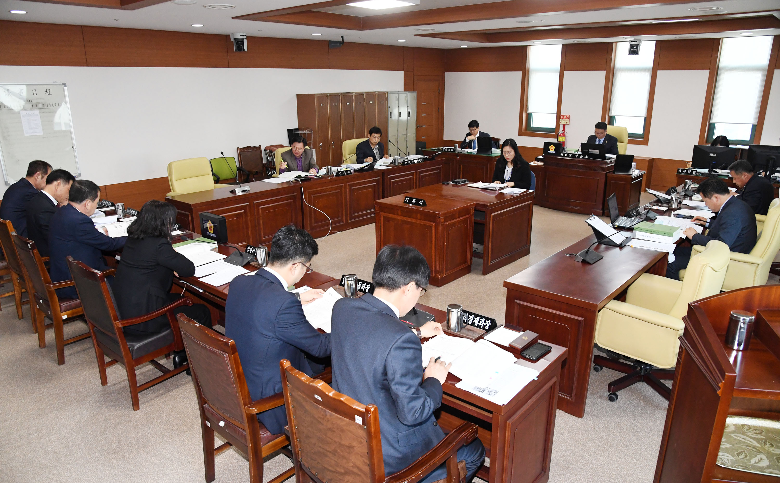 산업건설위원회 일자리경재국 소관 추가경정예산안 예비심사3