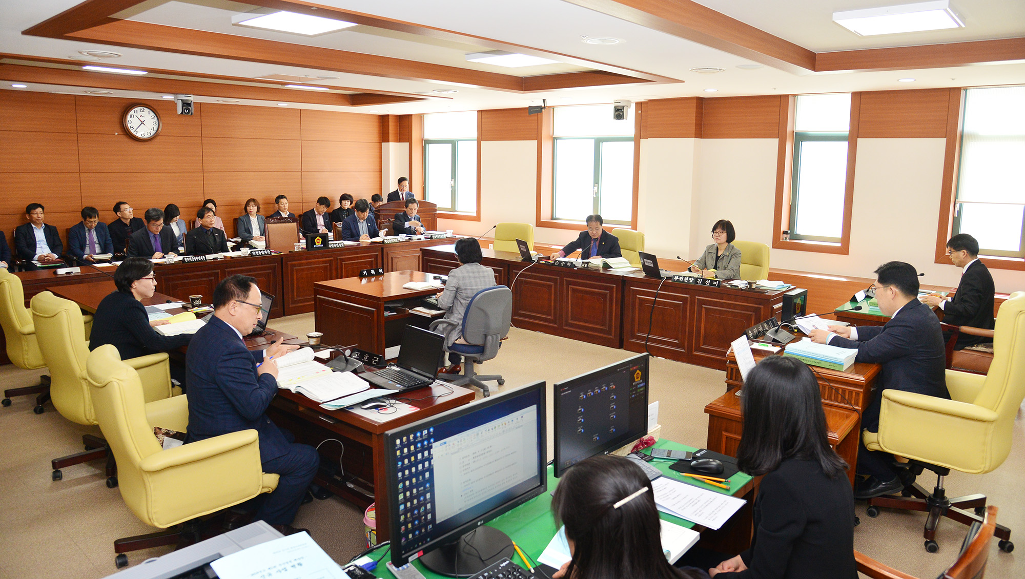행정자치위원회 추가경정예산안 예비심사2