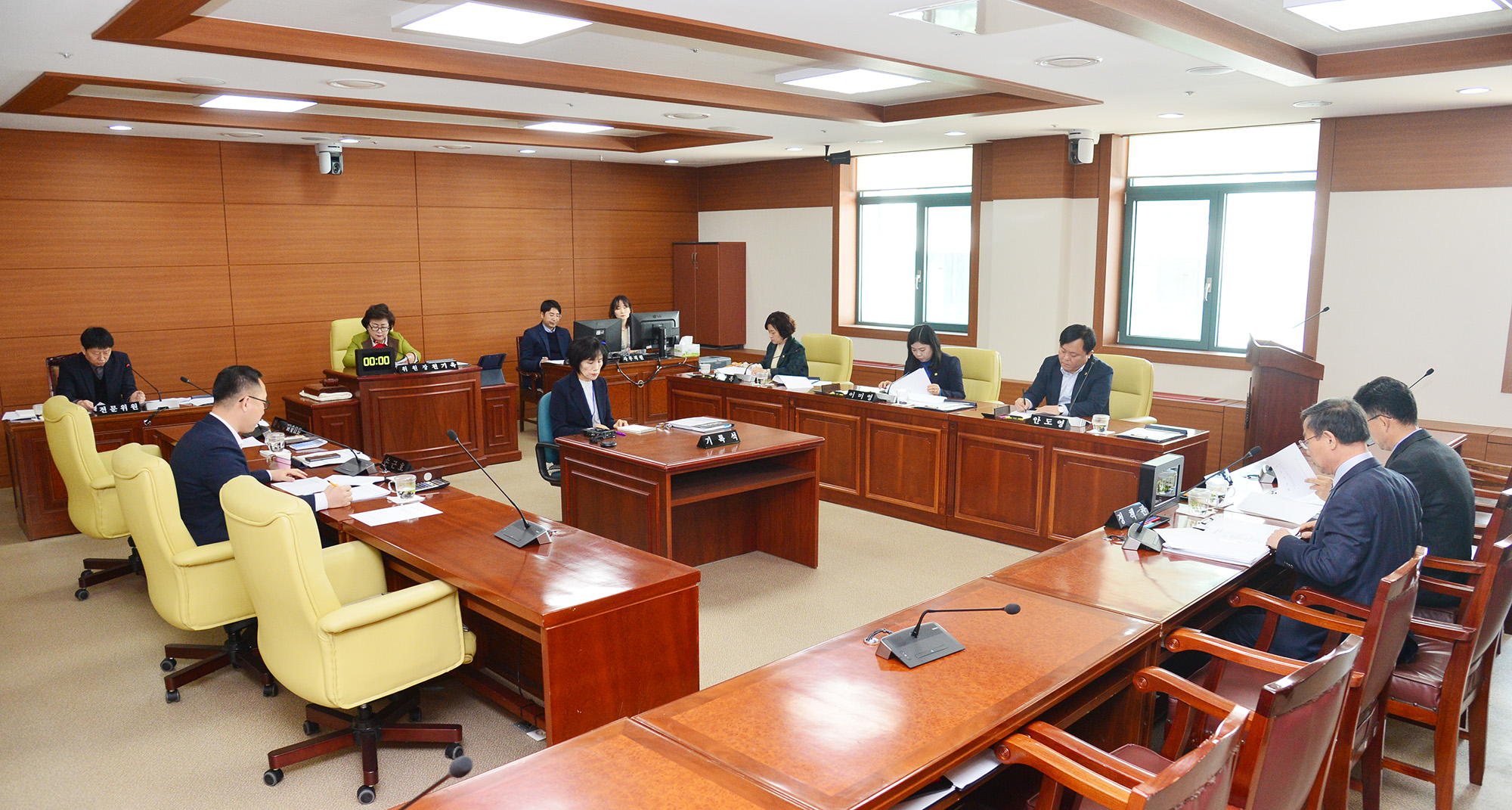 교육위원회 울산광역시교육청 행정기구설치 조례 일부개정조례안 심사3