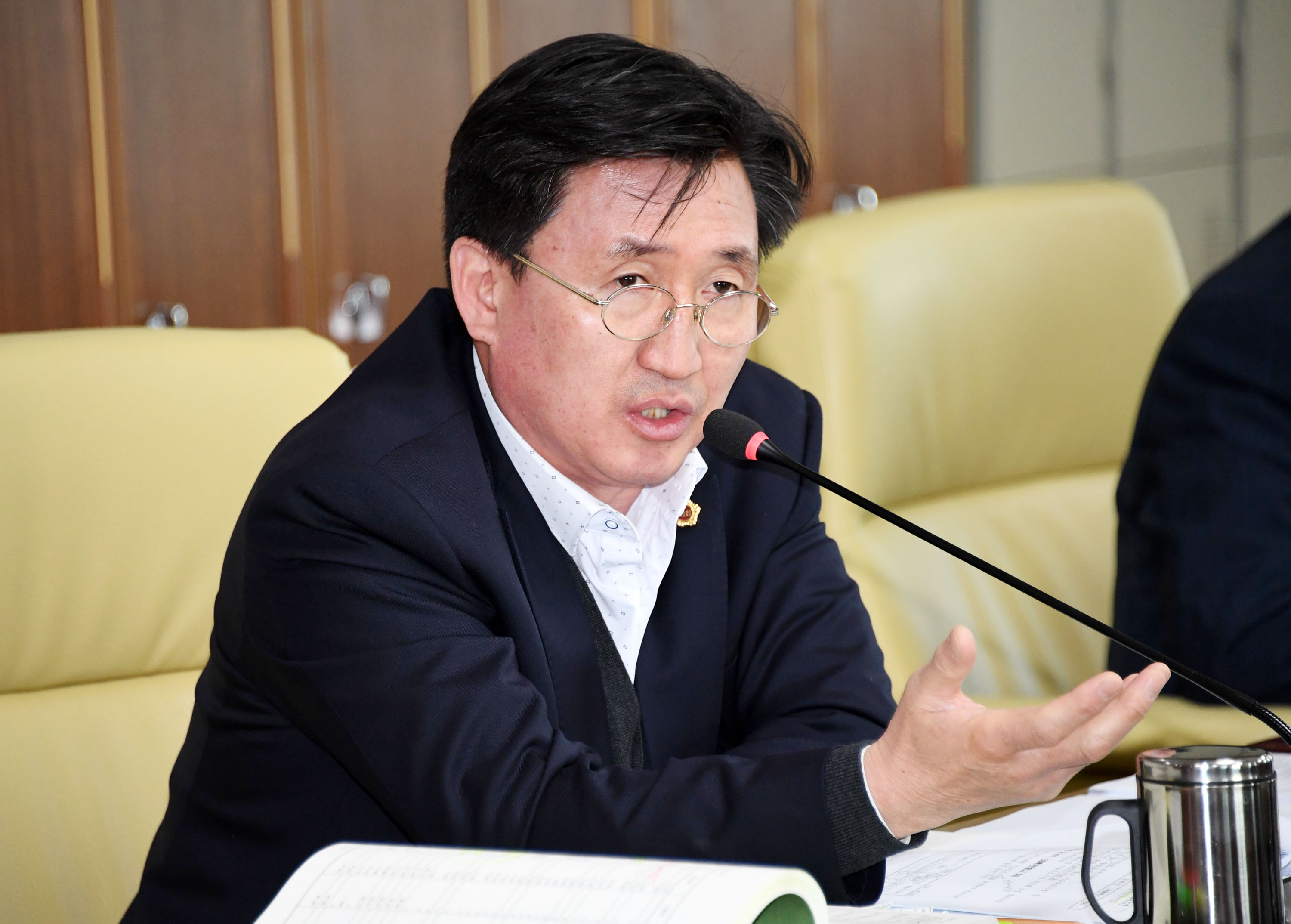  산업건설위원회 제203회 임시회 기간 중 미래성장기반국, 도시창조국 소관 제1회 추경예산안 심사8