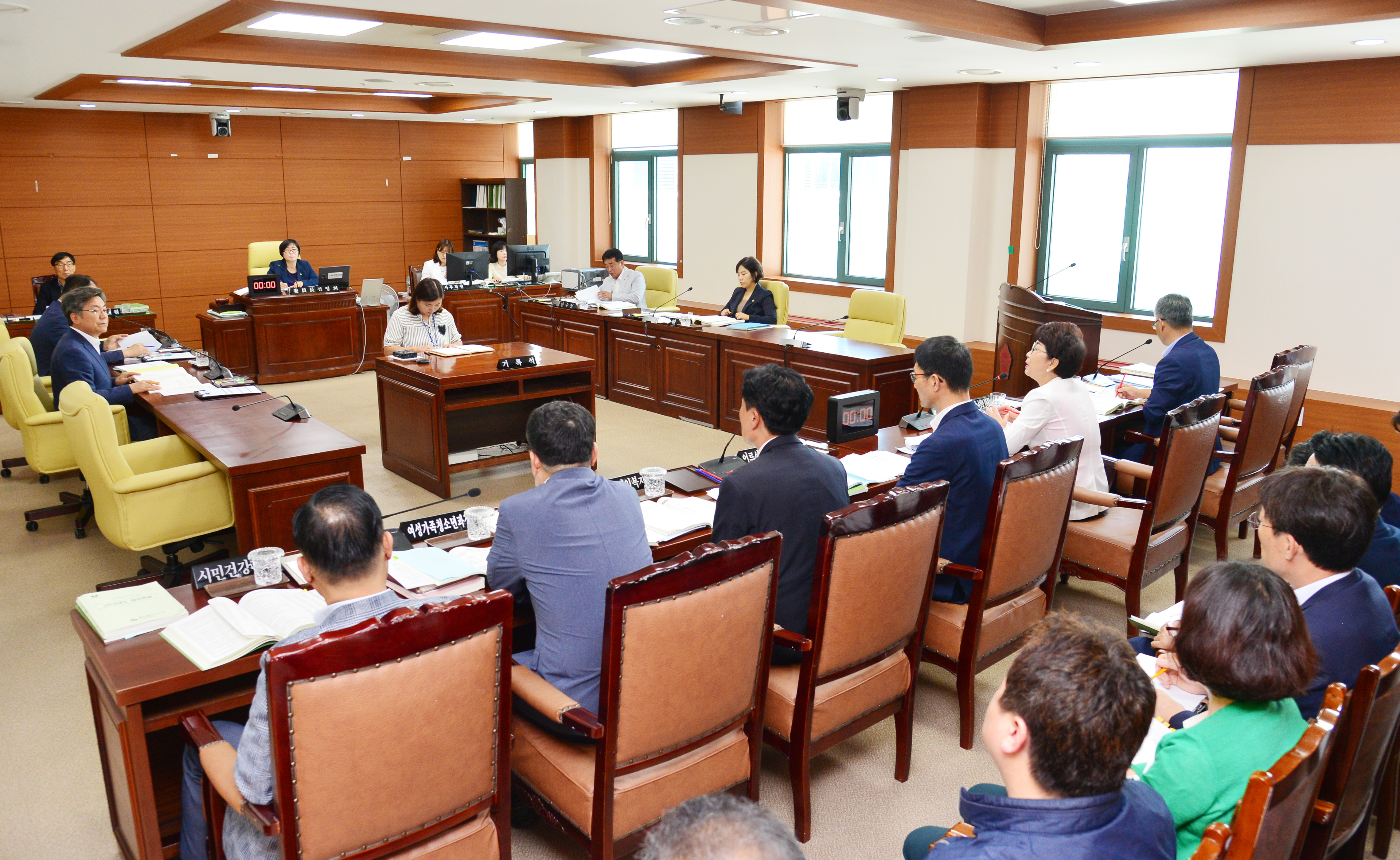 환경복지위원회, 복지여성건강국 소관 추가경정예산안 예비심사4