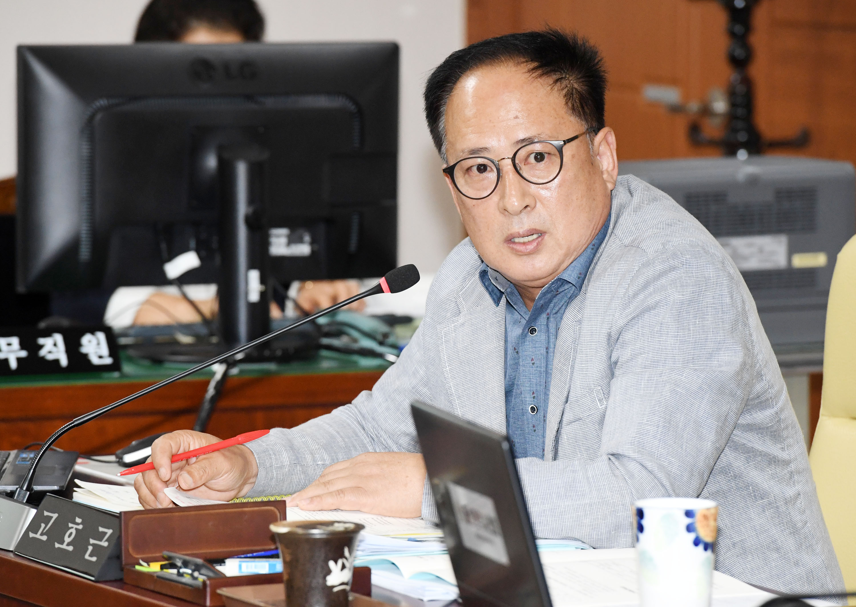 시의회 행정자치위원회 행정지원국 소관 2019년도 제2회 울산광역시 추가경정예산안 예비심사8