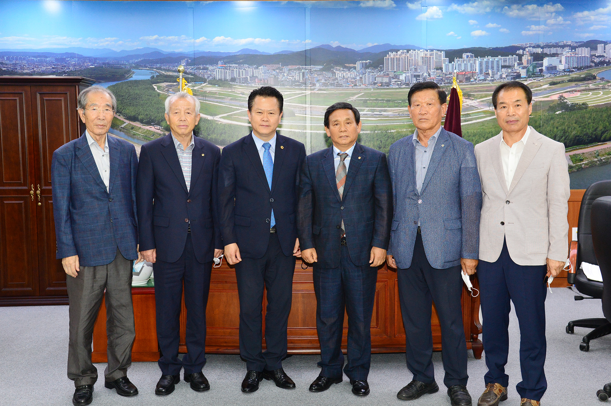 사)대한노인회 울산광역시연합회장, 구군지회장 의장실 내방3