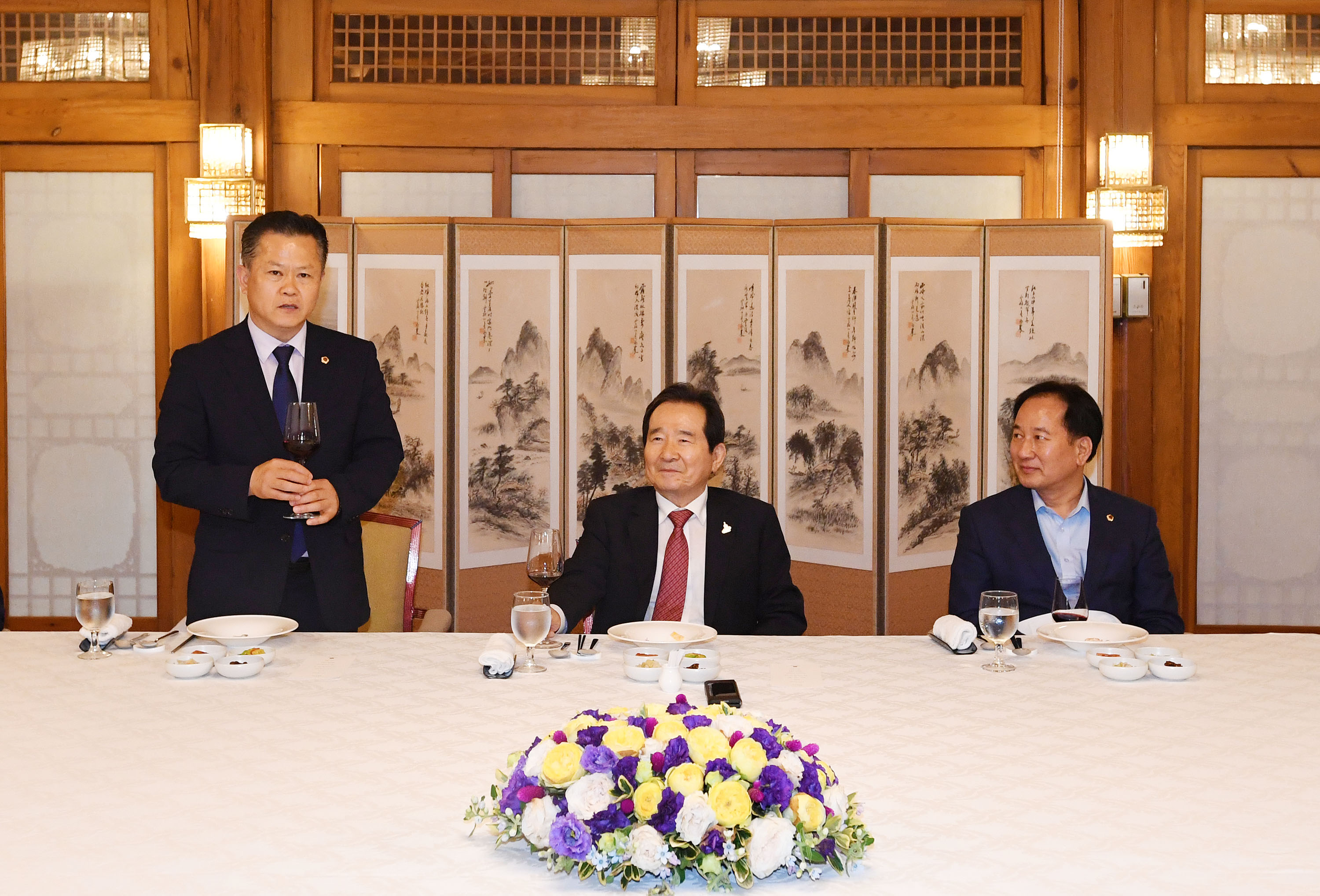시의회, 국무총리와 면담.. 울산시 현안 사업 반영 요청13