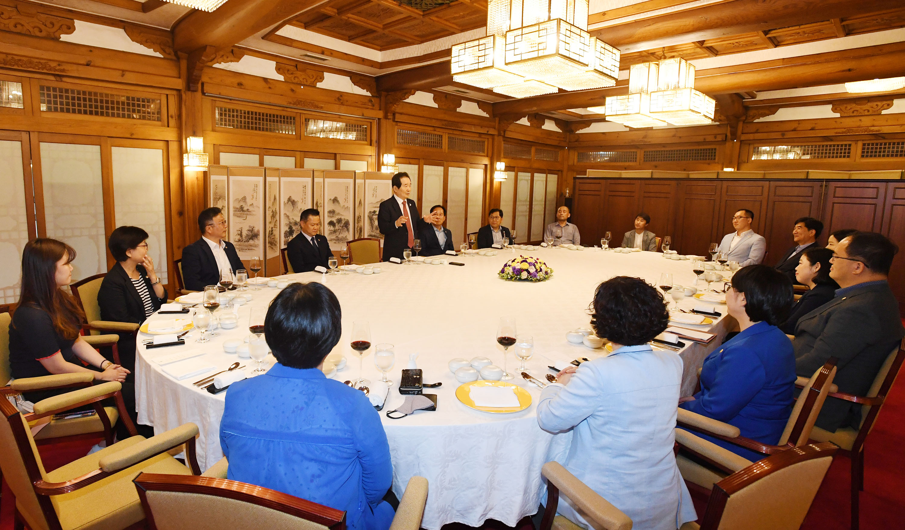 시의회, 국무총리와 면담.. 울산시 현안 사업 반영 요청9