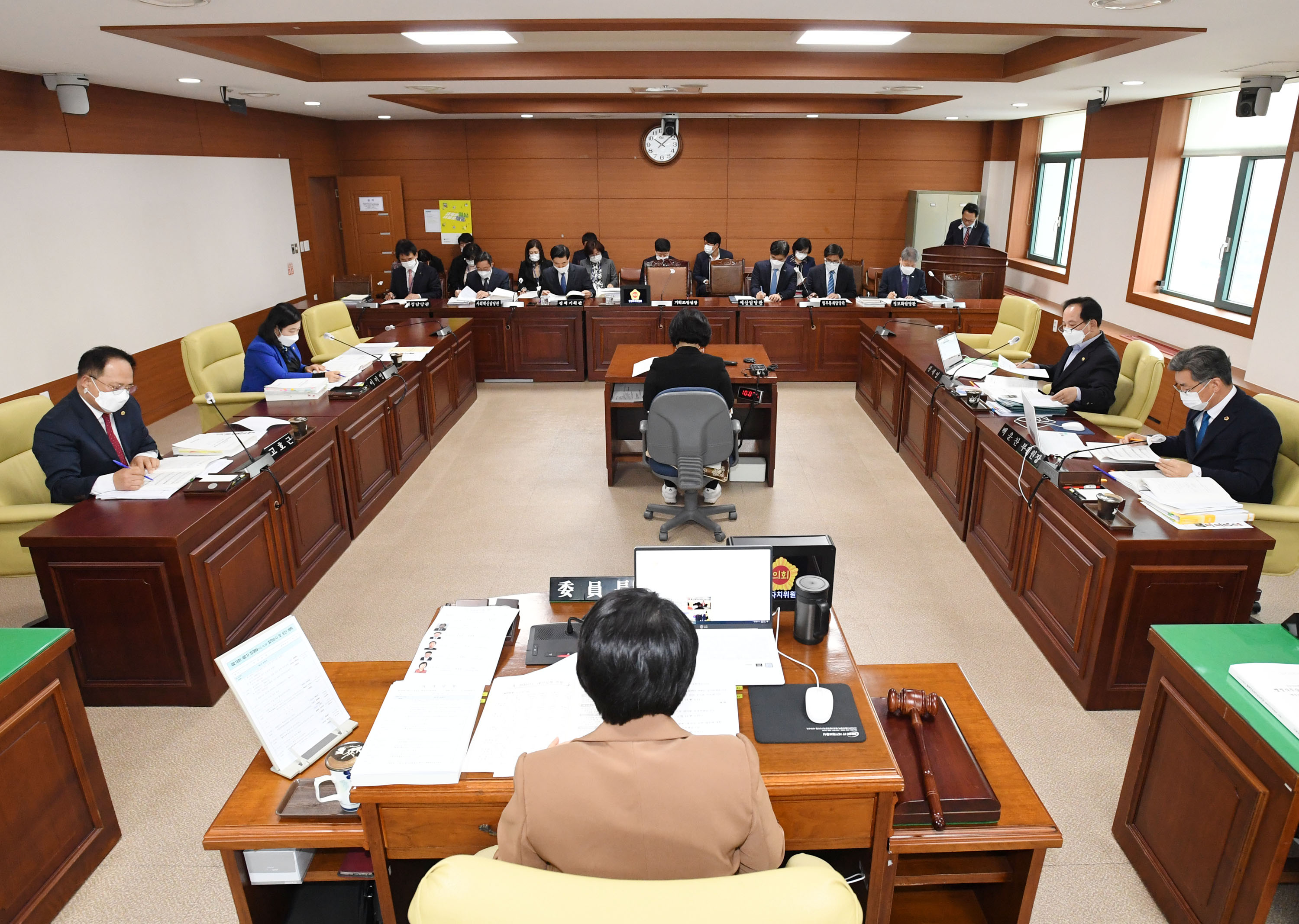 행정자치위원회 제218회 정례회 기간중 기획조정실 소관 2020년도 행정사무감사4