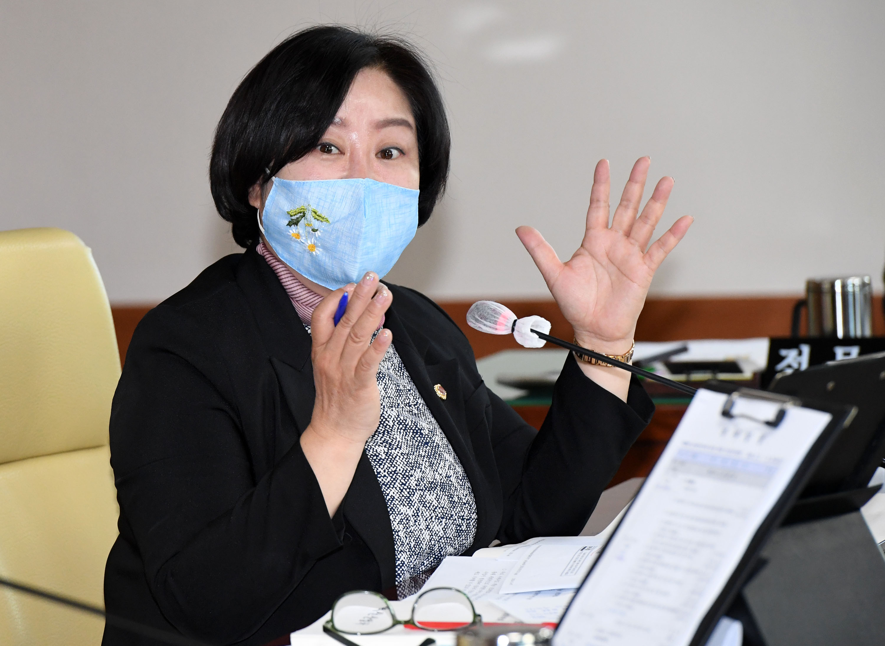 산업건설위원회는 제218회 정례회 기간중 혁신산업국 소관 2020년도 행정사무감사 실시7