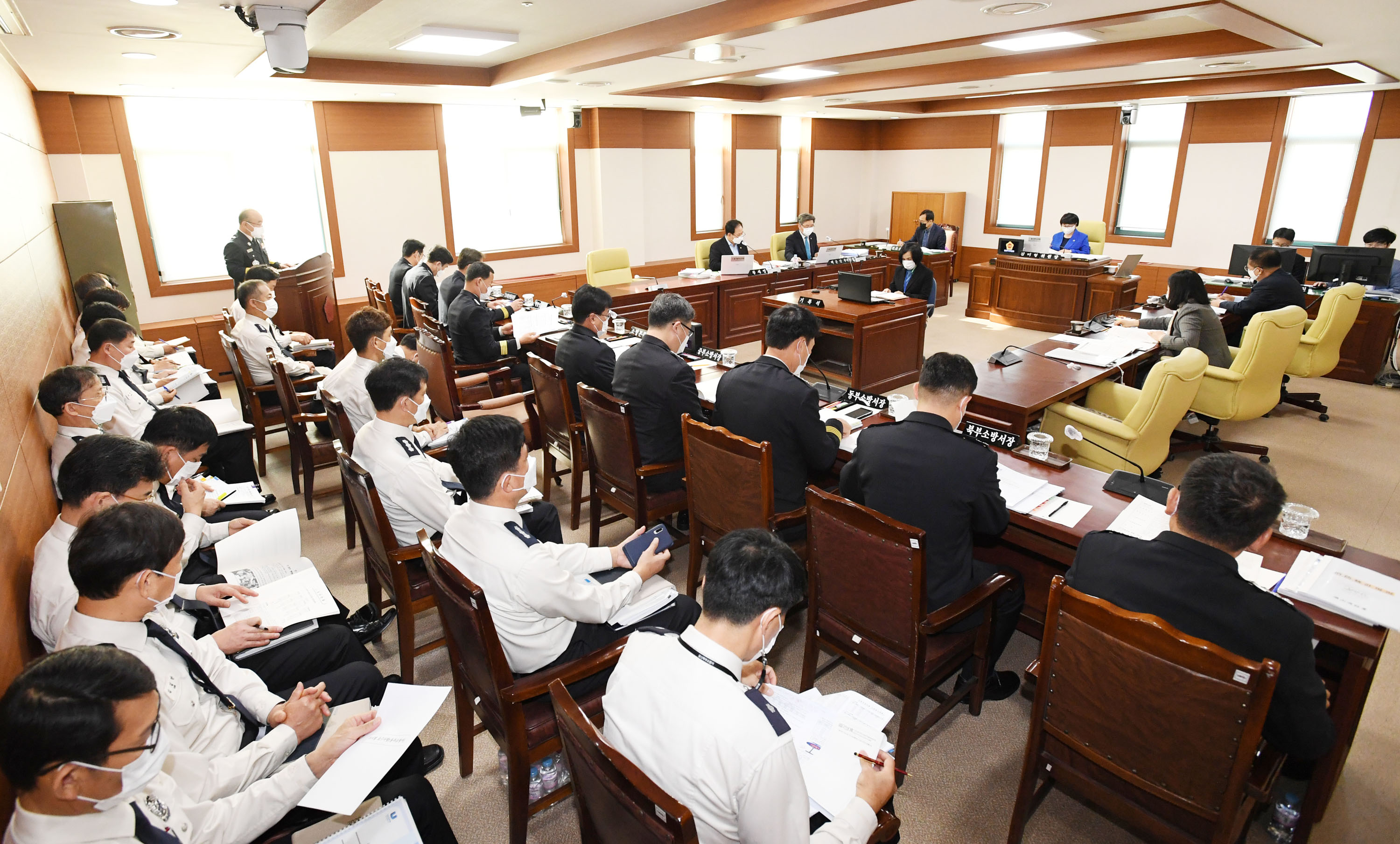 행정자치위원회 제218회 젱례회 기간중 소방본부 소관 행정사무감사1