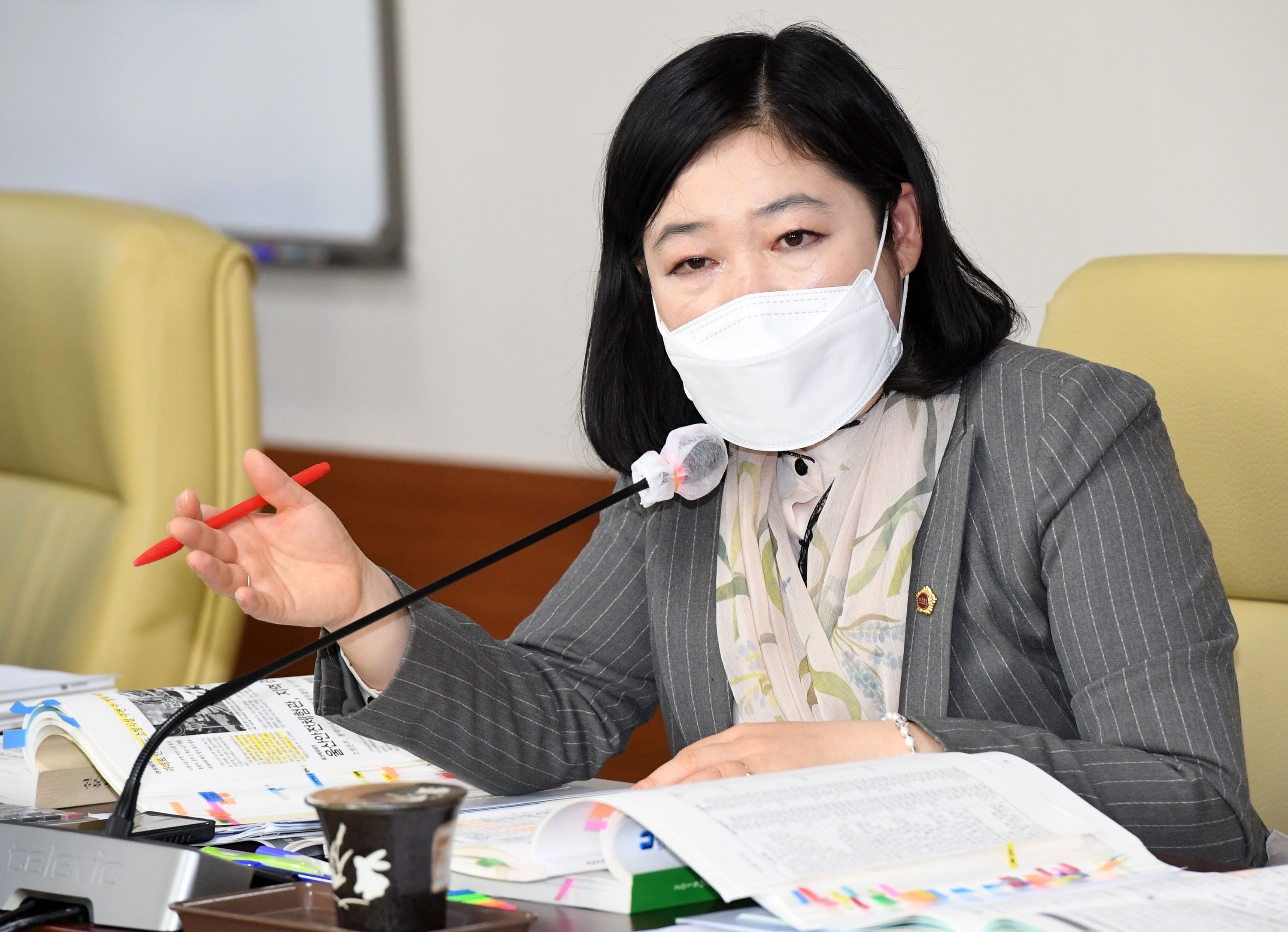 행정자치위원회 제218회 젱례회 기간중 소방본부 소관 행정사무감사5