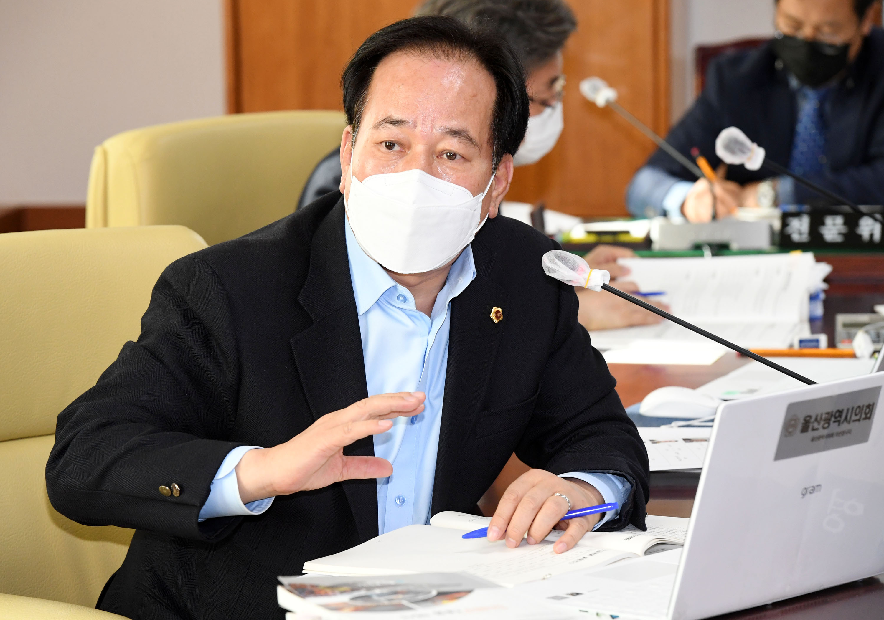 행정자치위원회 제218회 젱례회 기간중 소방본부 소관 행정사무감사8