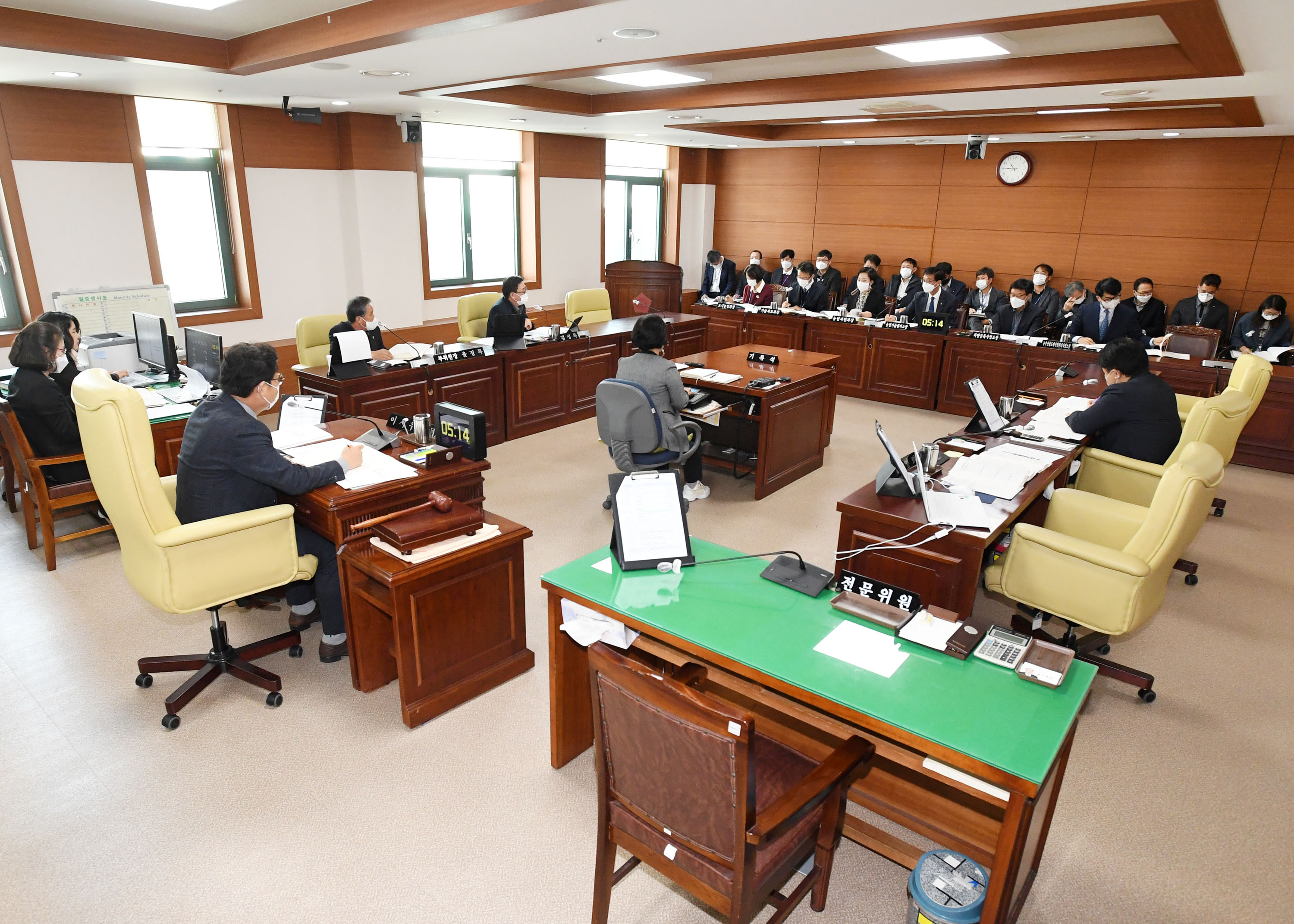 산업건설위원회 제218회 젱례회 기간중 행정사무감사2