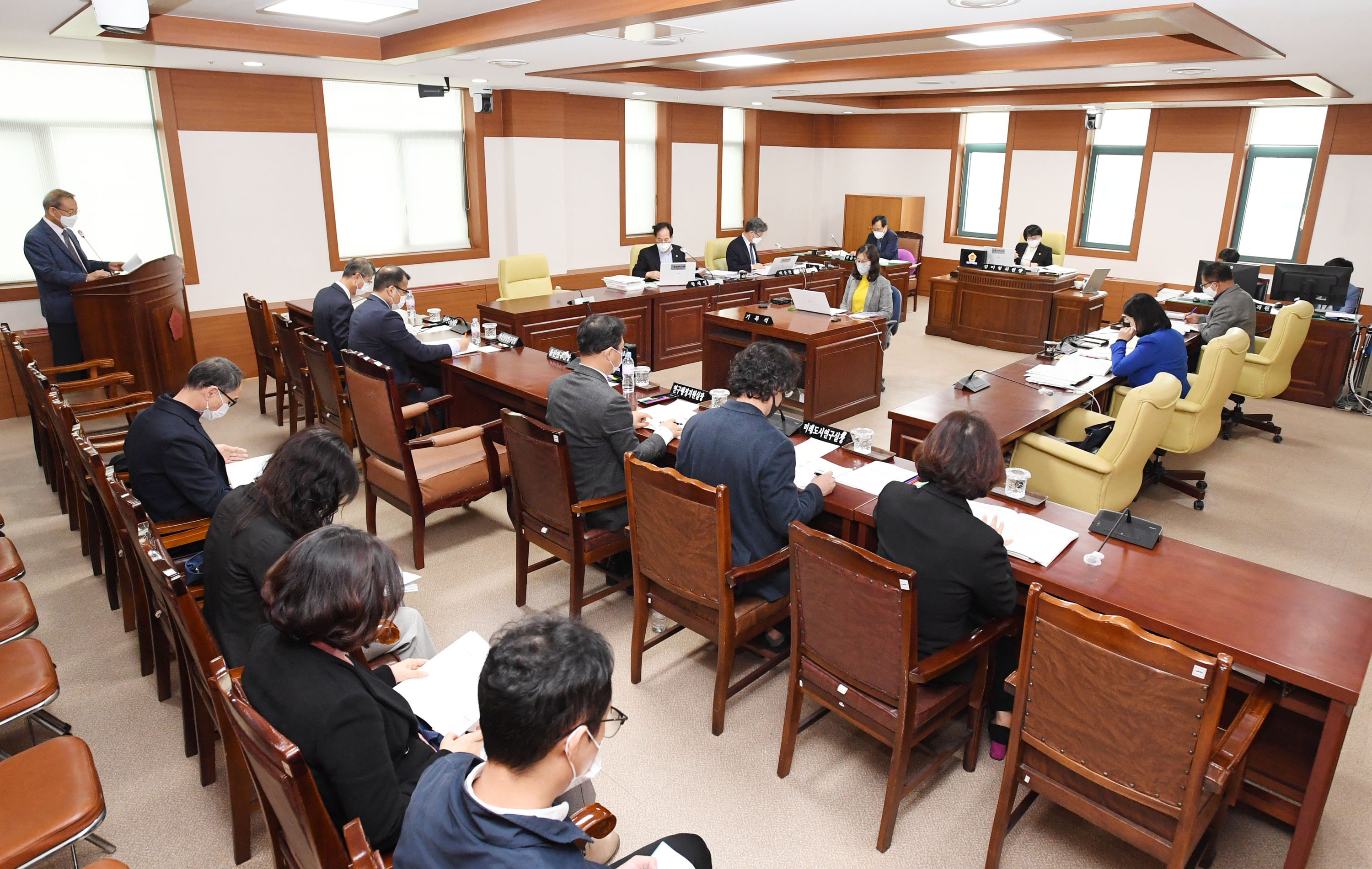 행정자치위원회 제218회 정례회 기간중 서울본부, 울산연구원, 울산시설공단 소관 2020년도 행정사무감사3