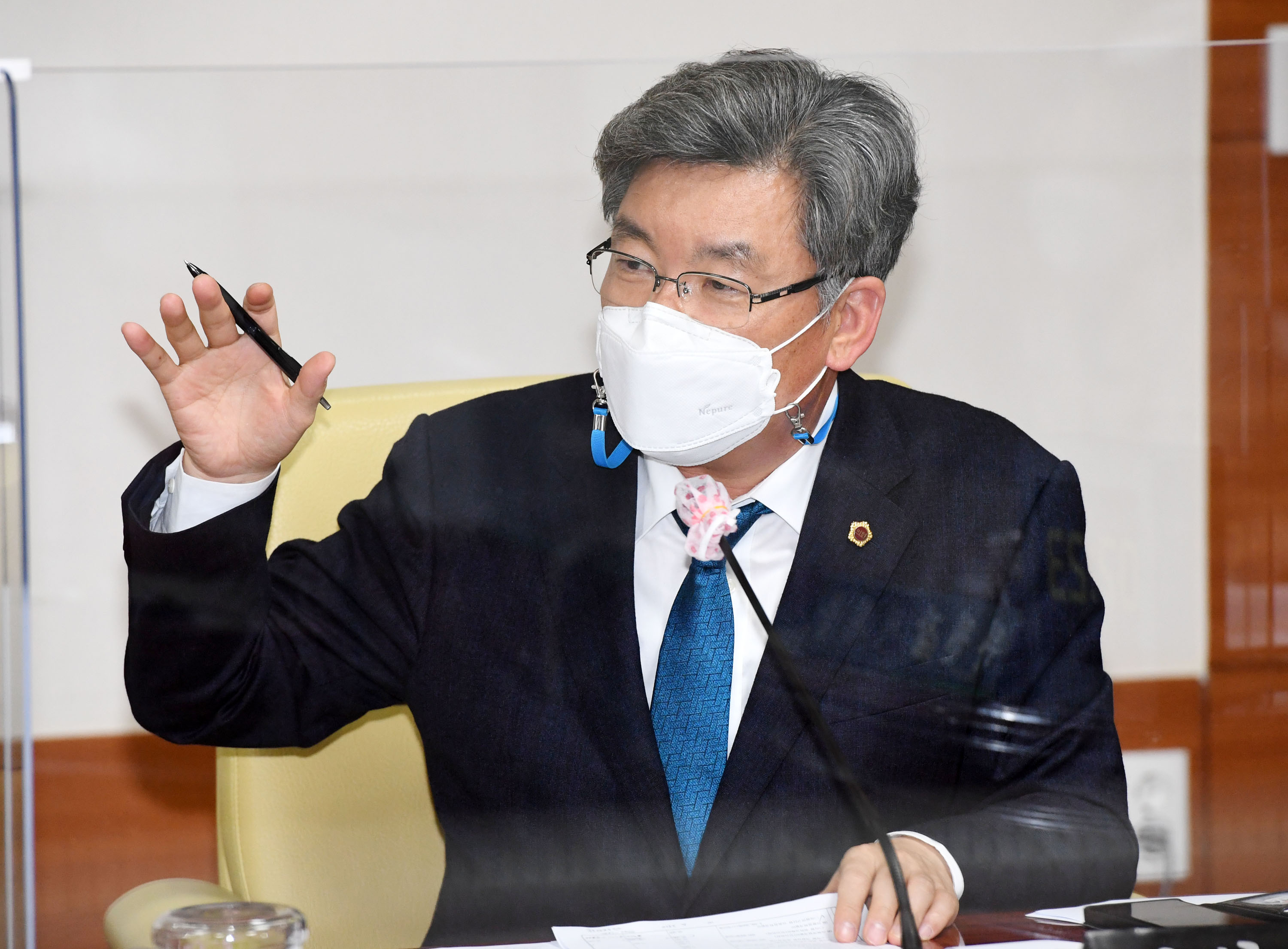 의회운영위원회는 제218회 정례회 기간중 의회운영위원회소관 예산안 심사8