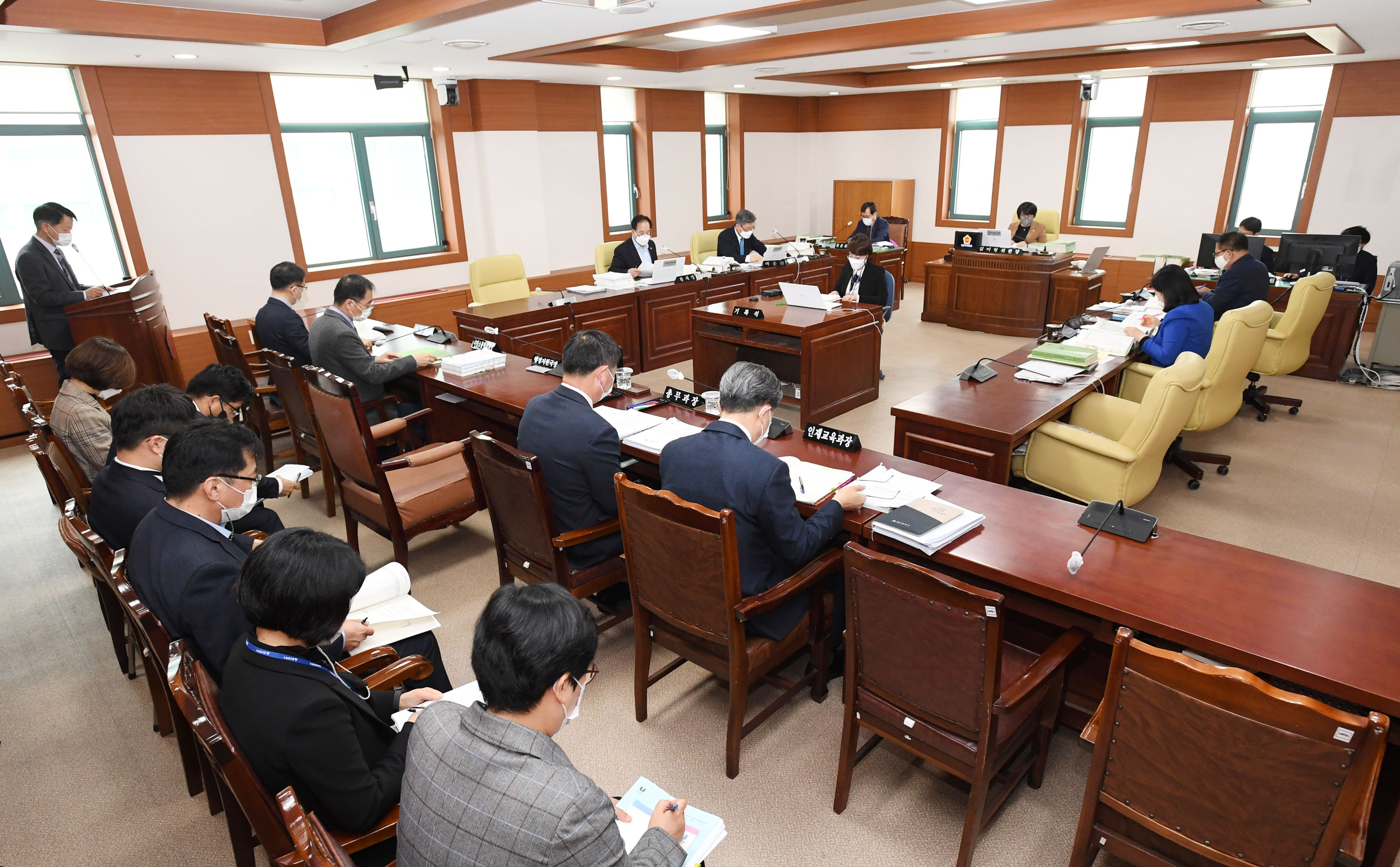 시의회 행정자치위원회 행정지원국 소관 예산안 심사3