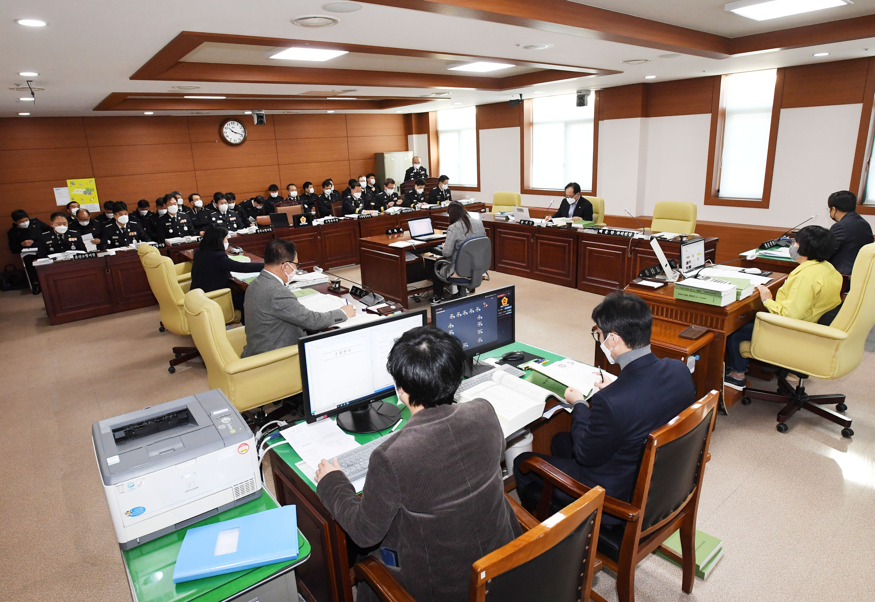  시의회 행정자치위원회 제218회 정례회 기간중 서울본부, 소방본부․소방서 소관 예산안 심사3