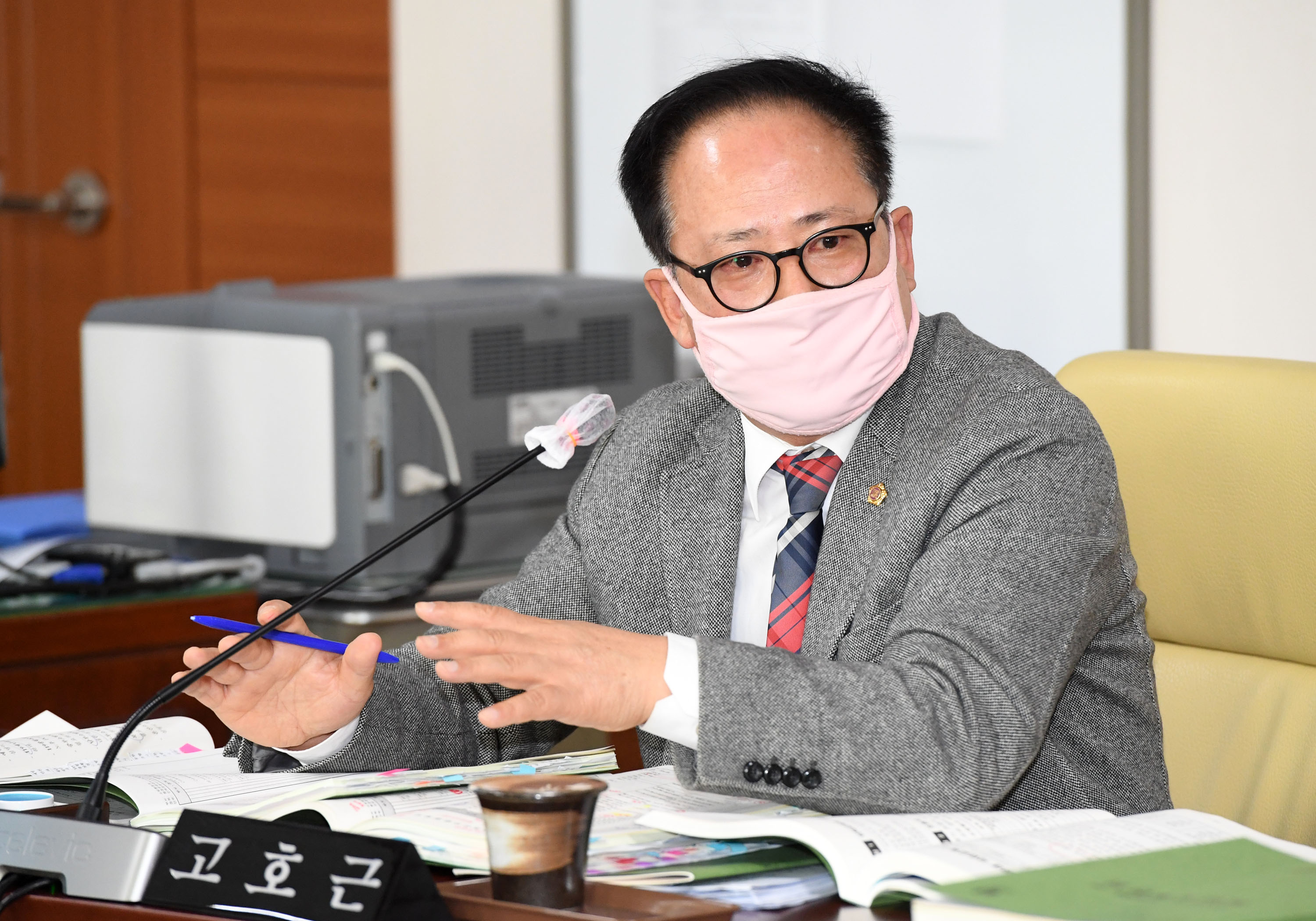  시의회 행정자치위원회 제218회 정례회 기간중 서울본부, 소방본부․소방서 소관 예산안 심사7