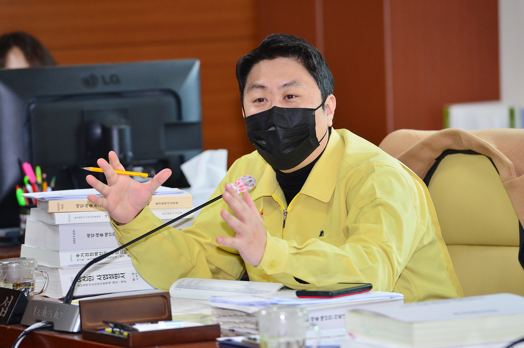 교육위원회 교육연구정보원, 교육연수원, 학생교육원, 유아교육진흥원, 과학관, 학생교육문화회관 소관 예산안 심6