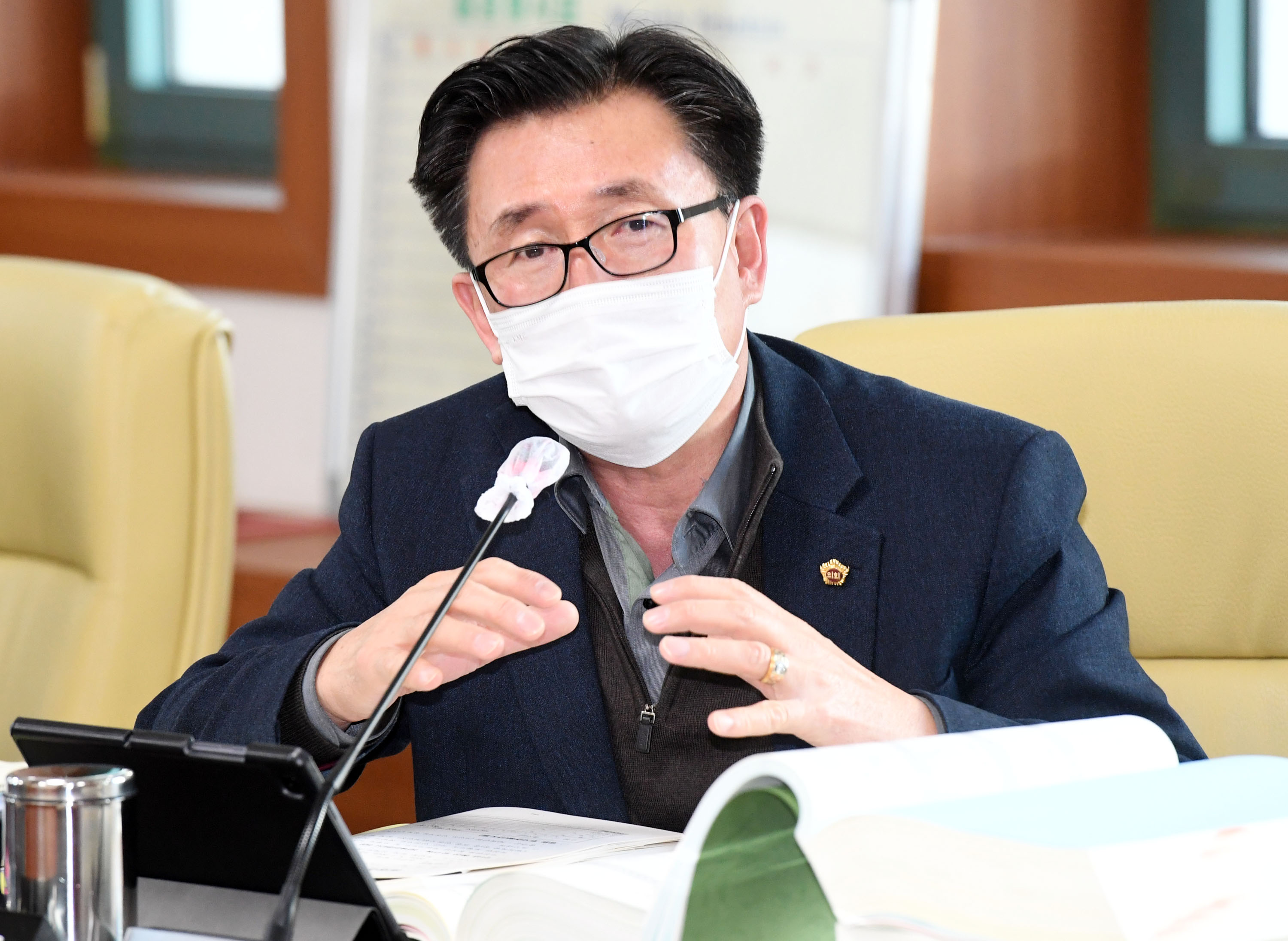 시의회 산업건설위원회 제218회 정례회 기간중 교통건설국 소관 예산안 심사7