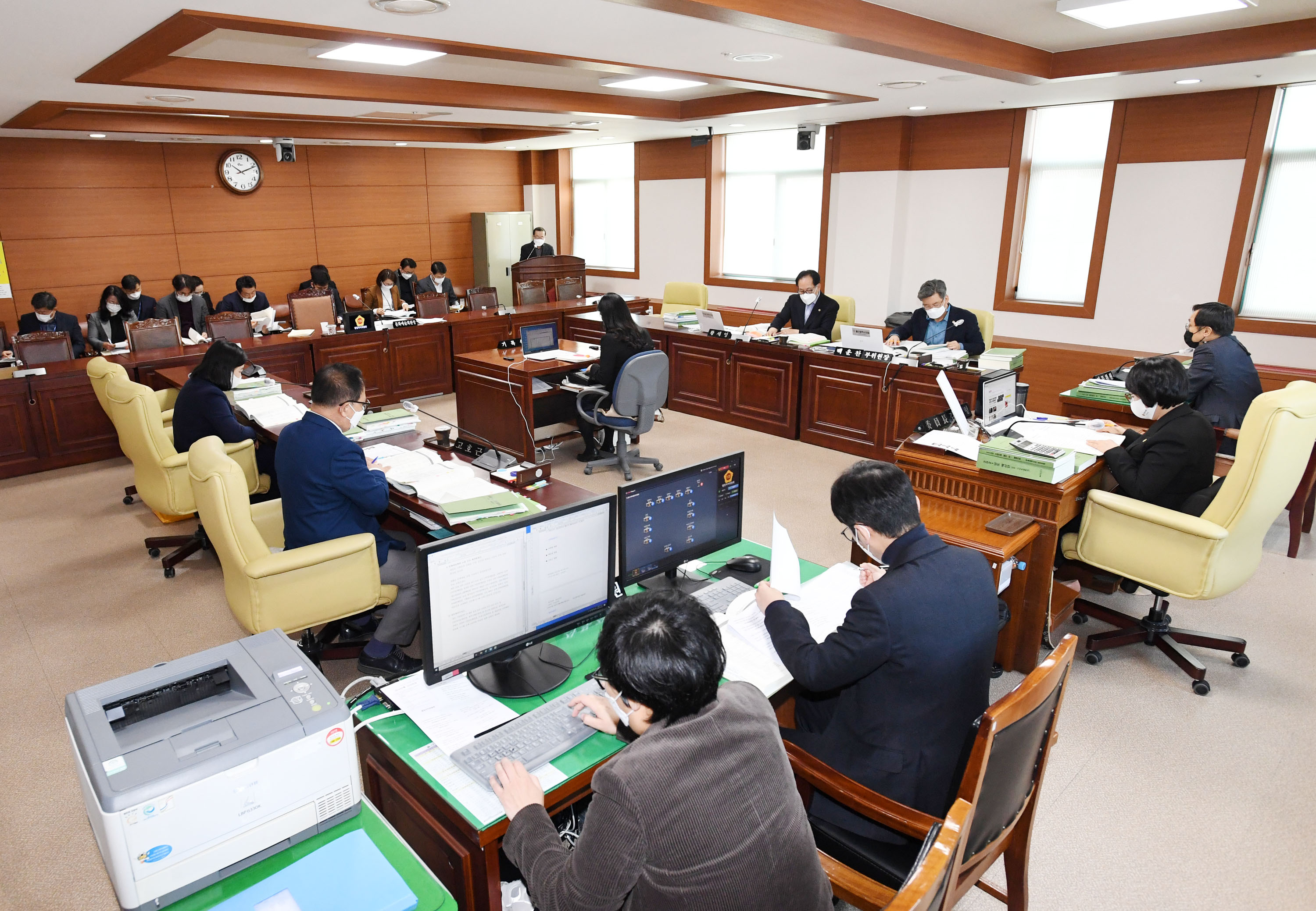 시의회 행정자치위원회 제218회 정례회 기간중 문화예술회관,울산박물관,울산도서관 소관 예산안 심사1