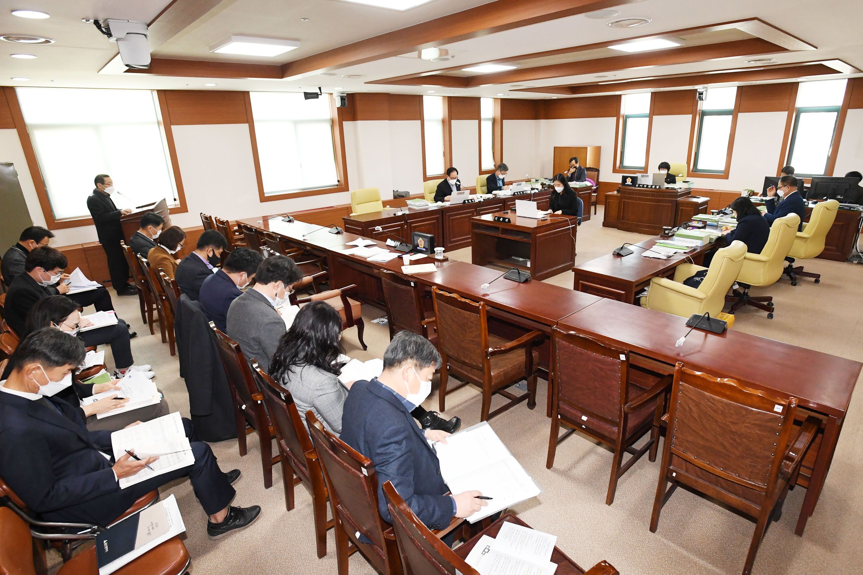 시의회 행정자치위원회 제218회 정례회 기간중 문화예술회관,울산박물관,울산도서관 소관 예산안 심사3