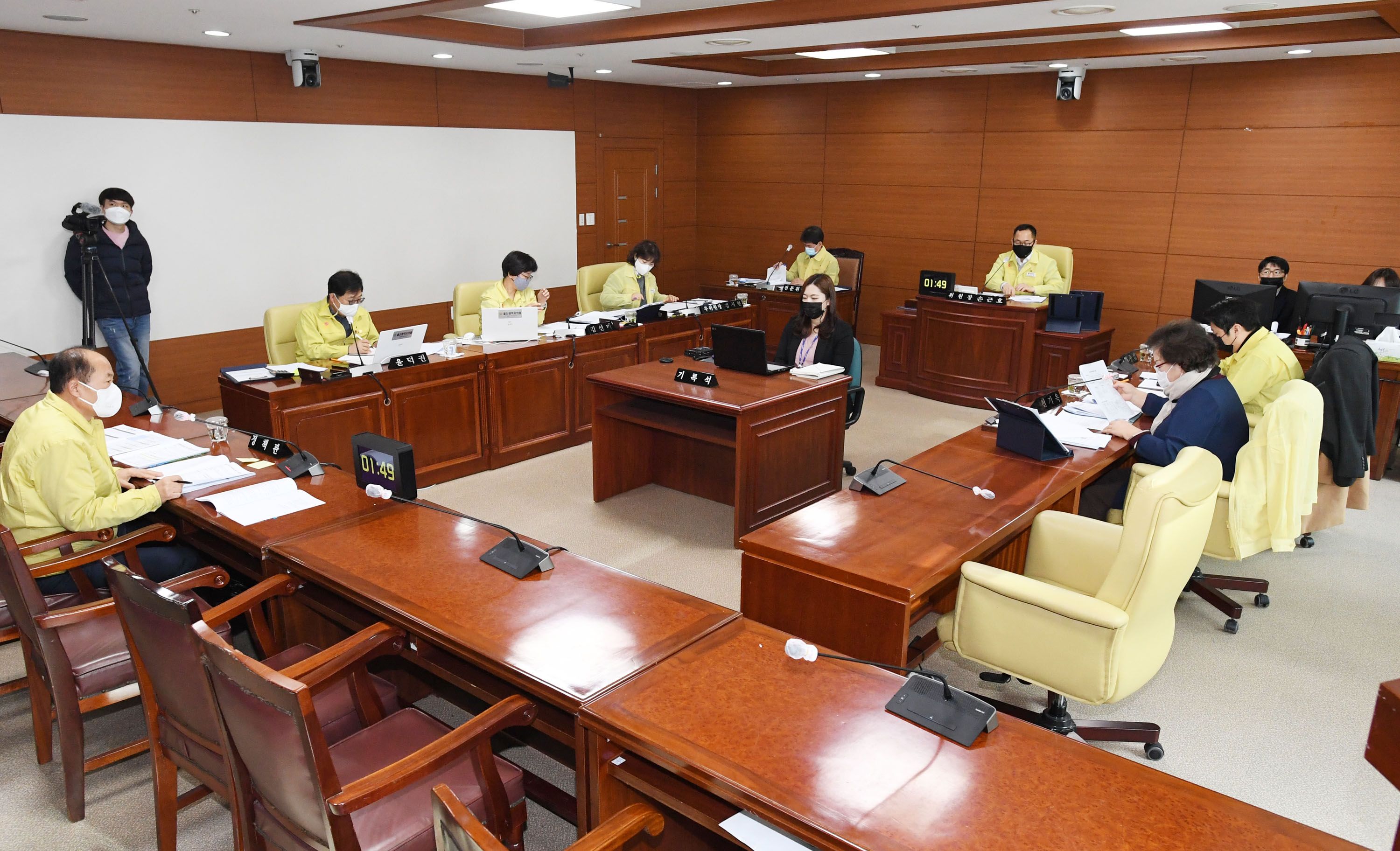 교육위원회 제218회 제2차 정례회 기간중 각종 안건 심사3