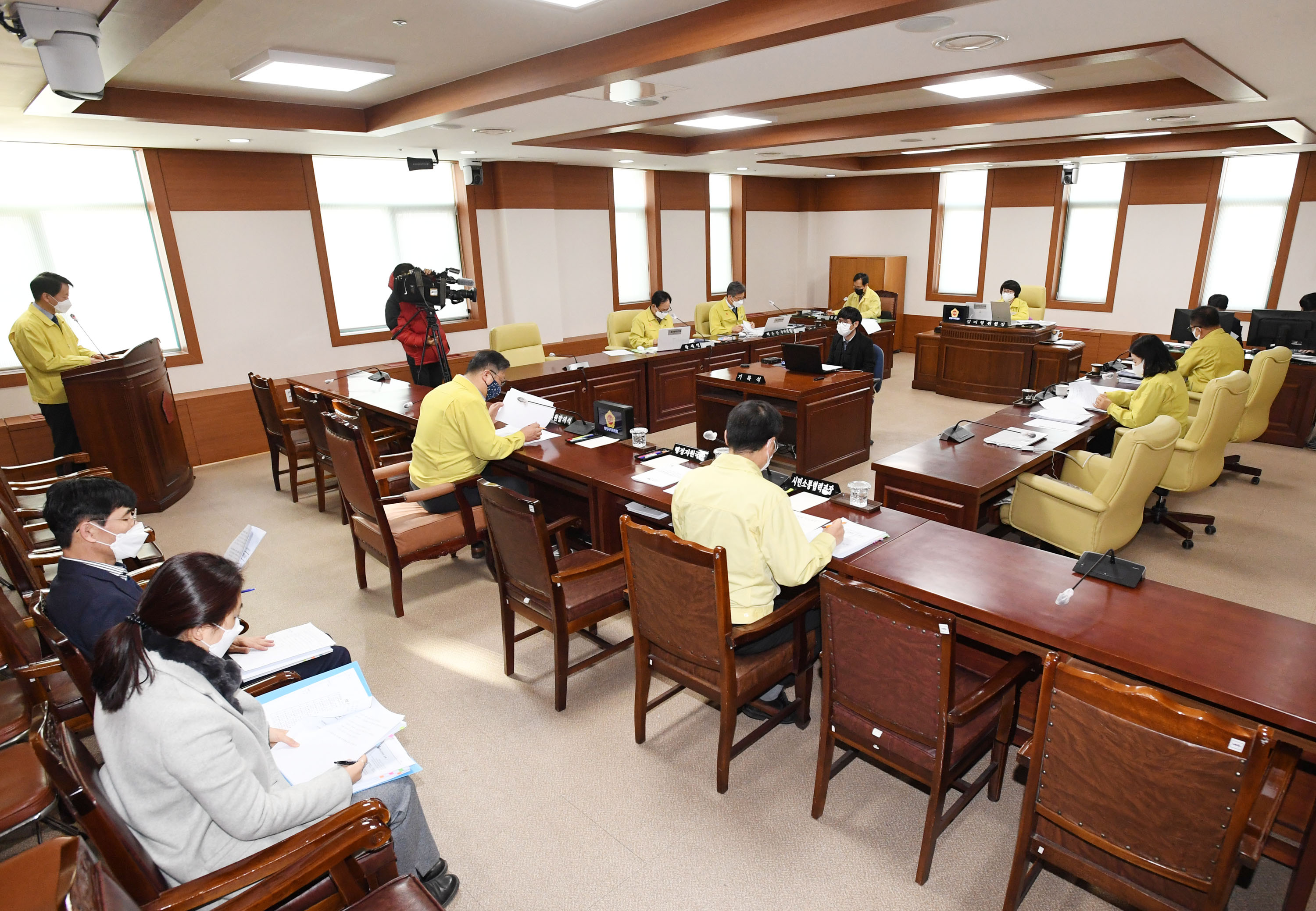 행정자치위원회는 제218회 제2차 정례회 기간중 각종 안건 심사 2