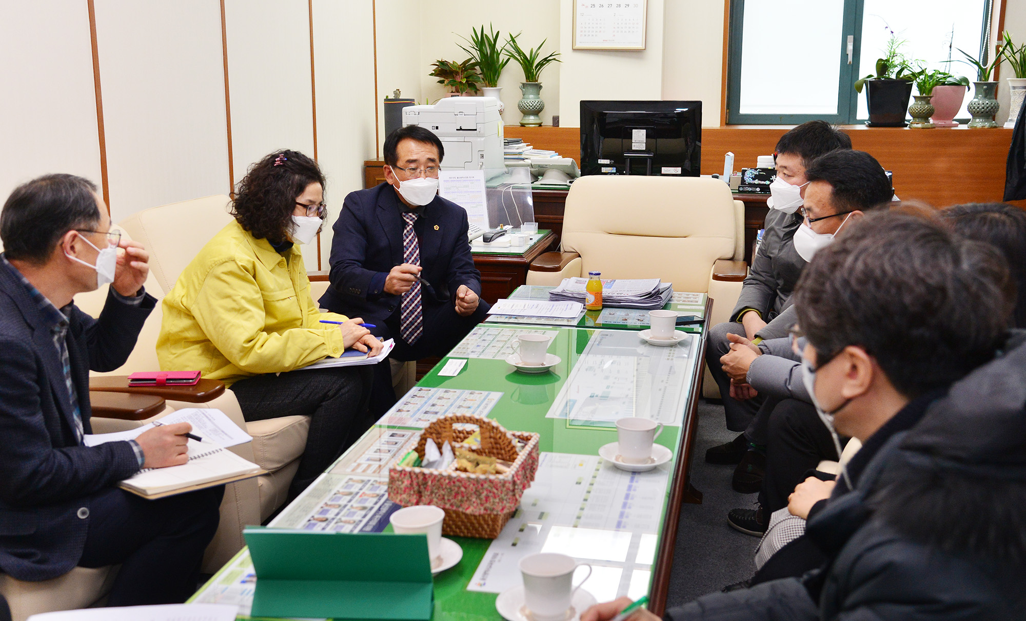 안수일 부의장, 휴게음식업의 집합금지 및 행정조치에 대한 대책 마련 간담회3