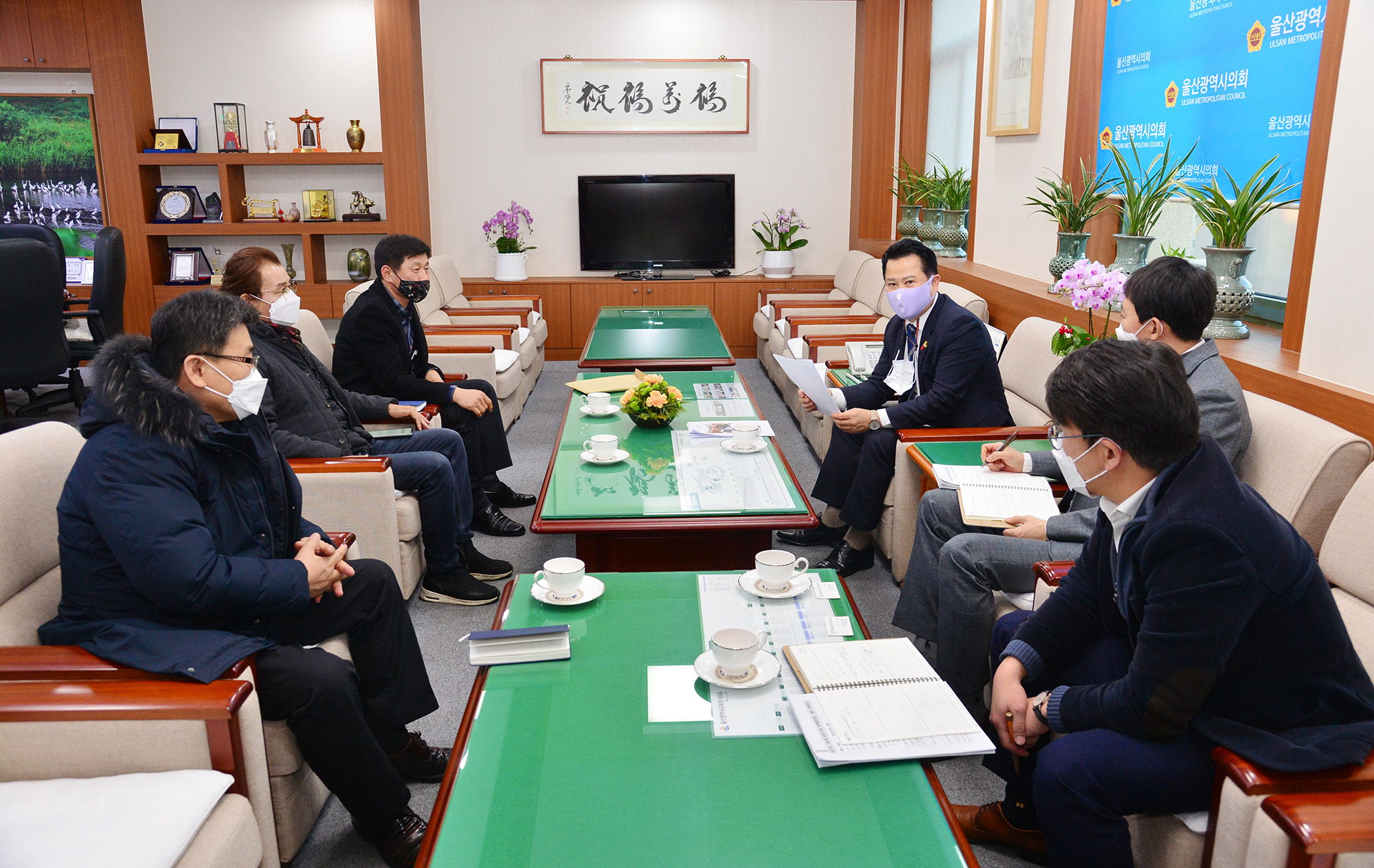 울산택시단위연대노동조합 임원진 의장실 내방2