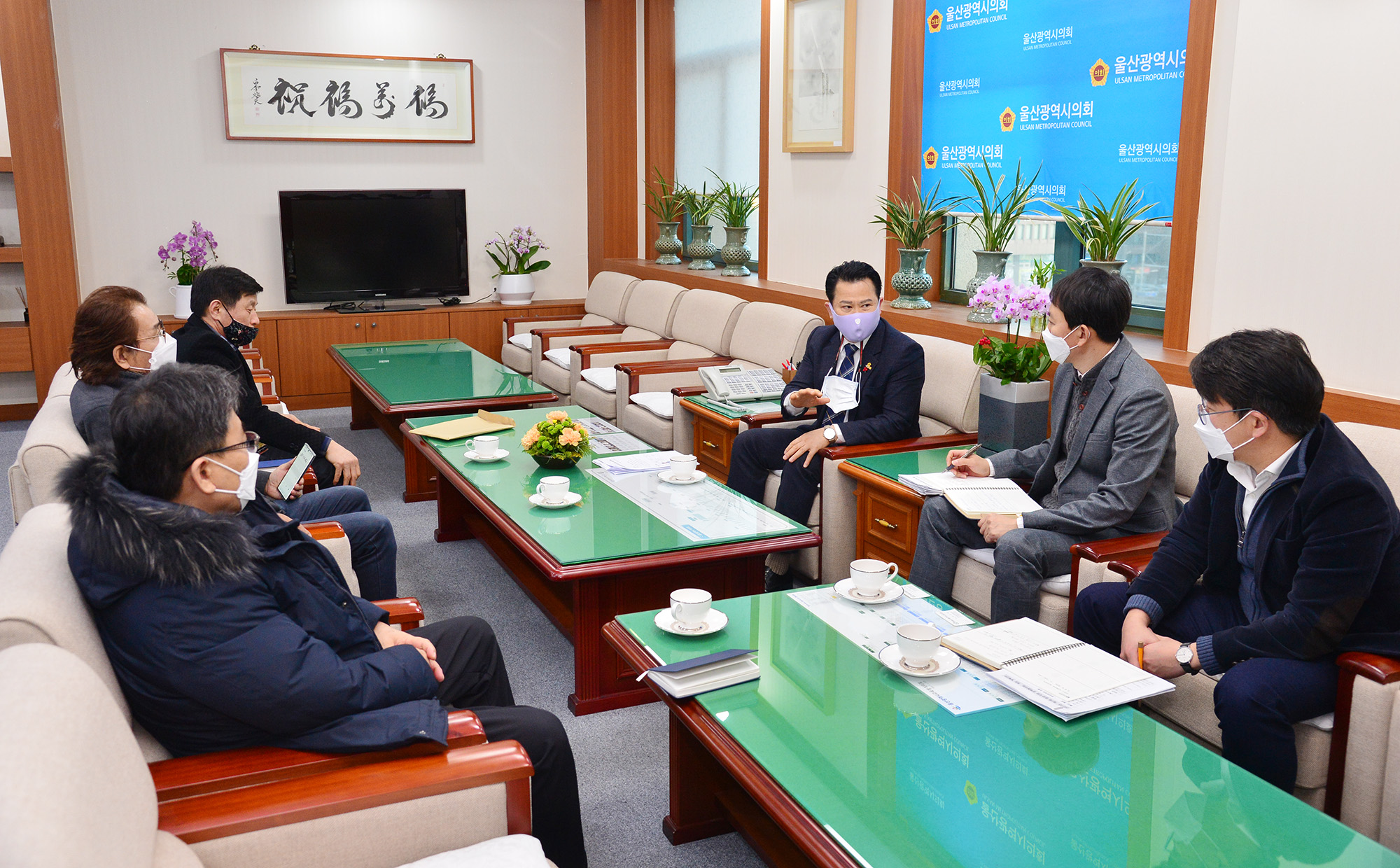 울산택시단위연대노동조합 임원진 의장실 내방3