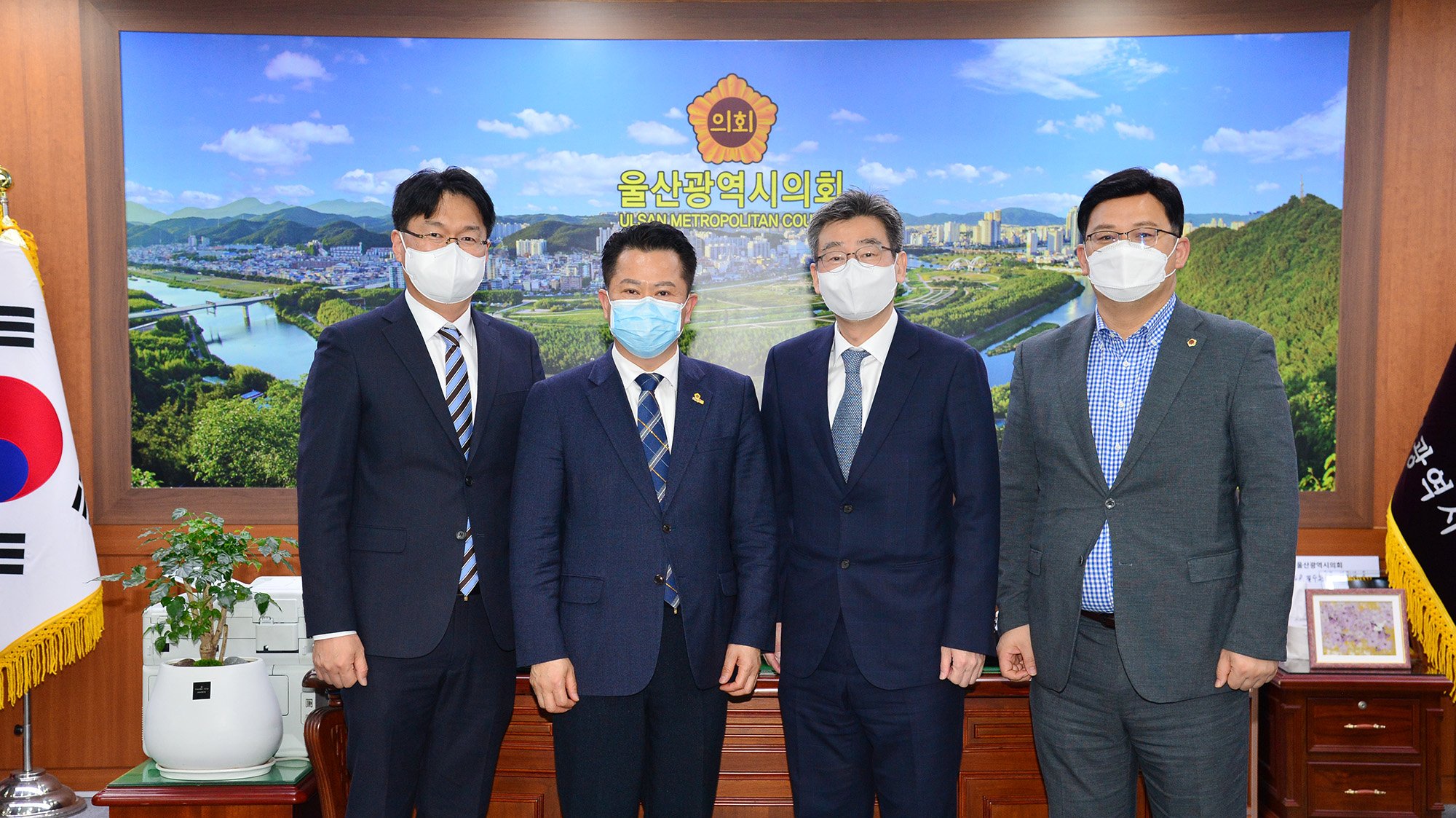 전동건 울산MBC 신임 사장 의장실 내방2