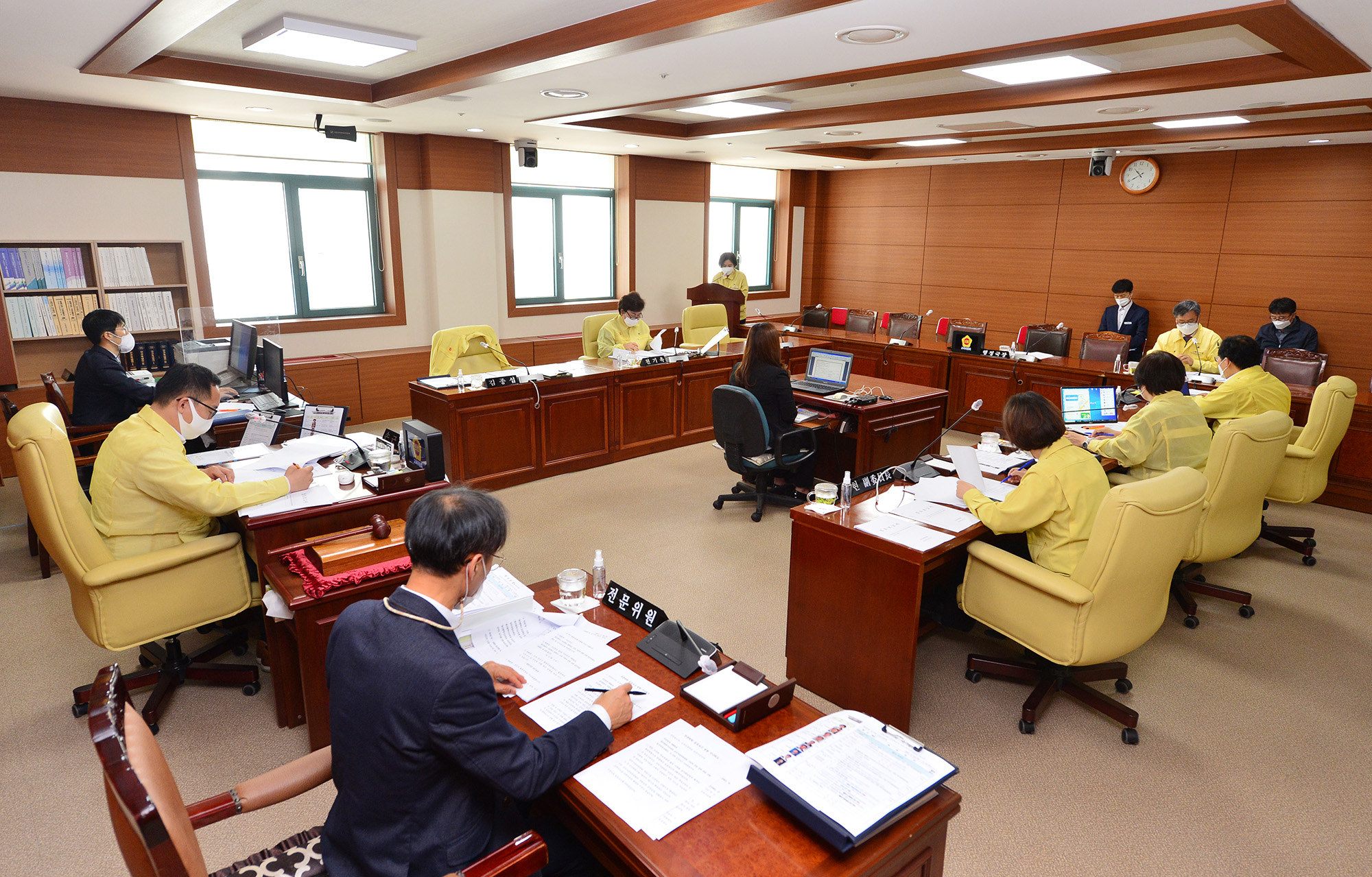 교육위원회, 각종 조례안 심사1