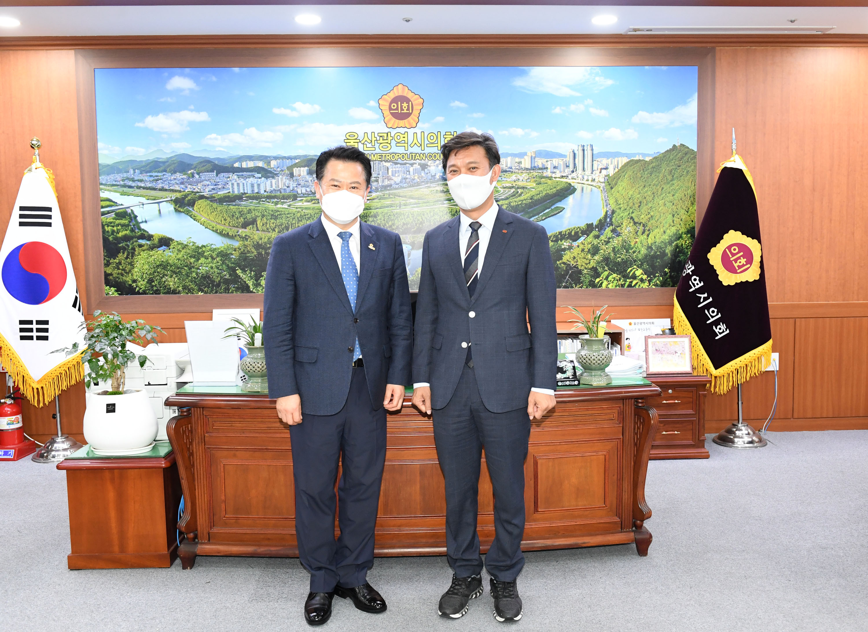 한국동서발전㈜ 김영문 신임 사장 시의장실 내방2