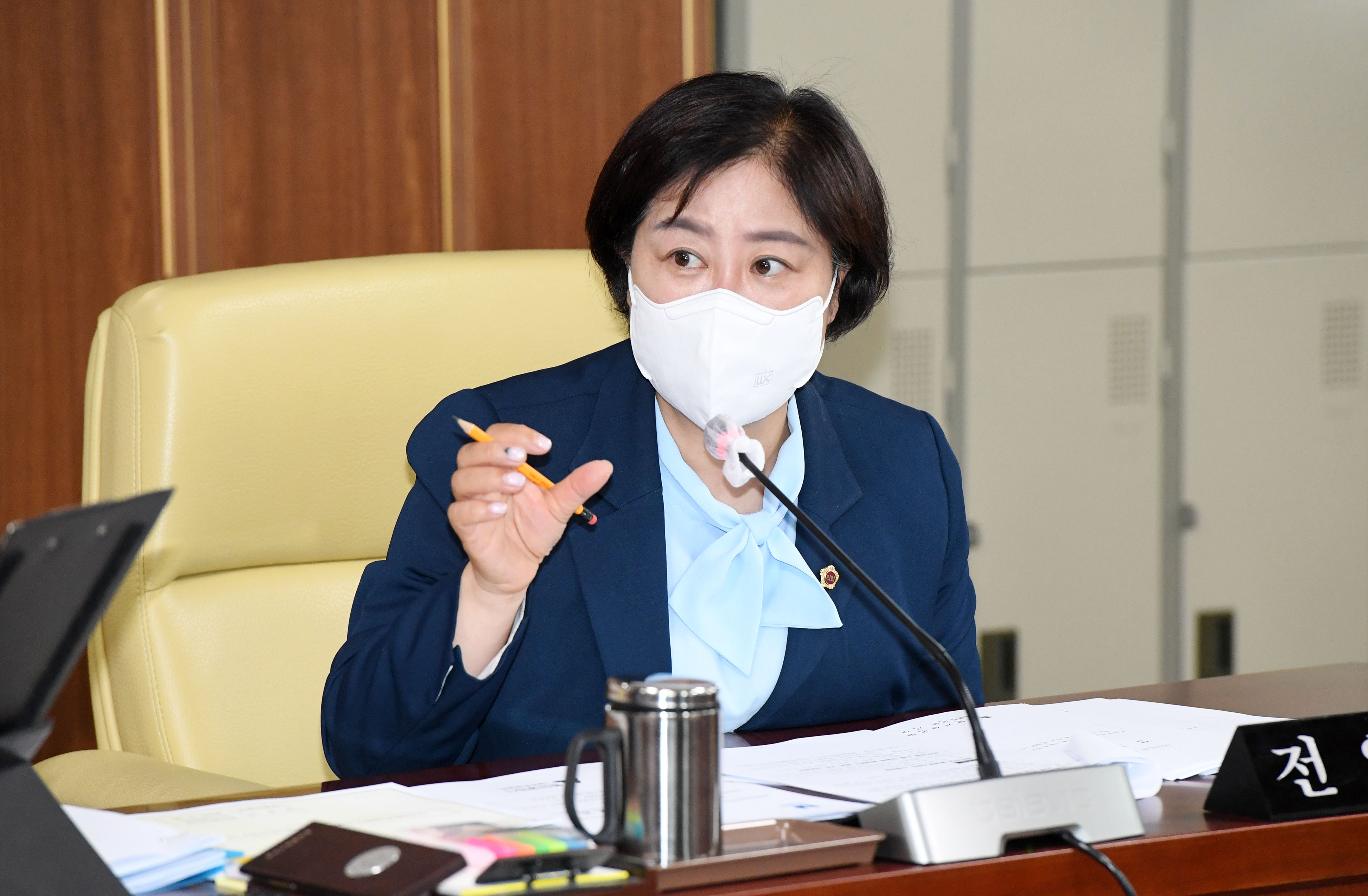 산업건설위원회는 제231회 임시회 기간중 각종 안건 심사 6