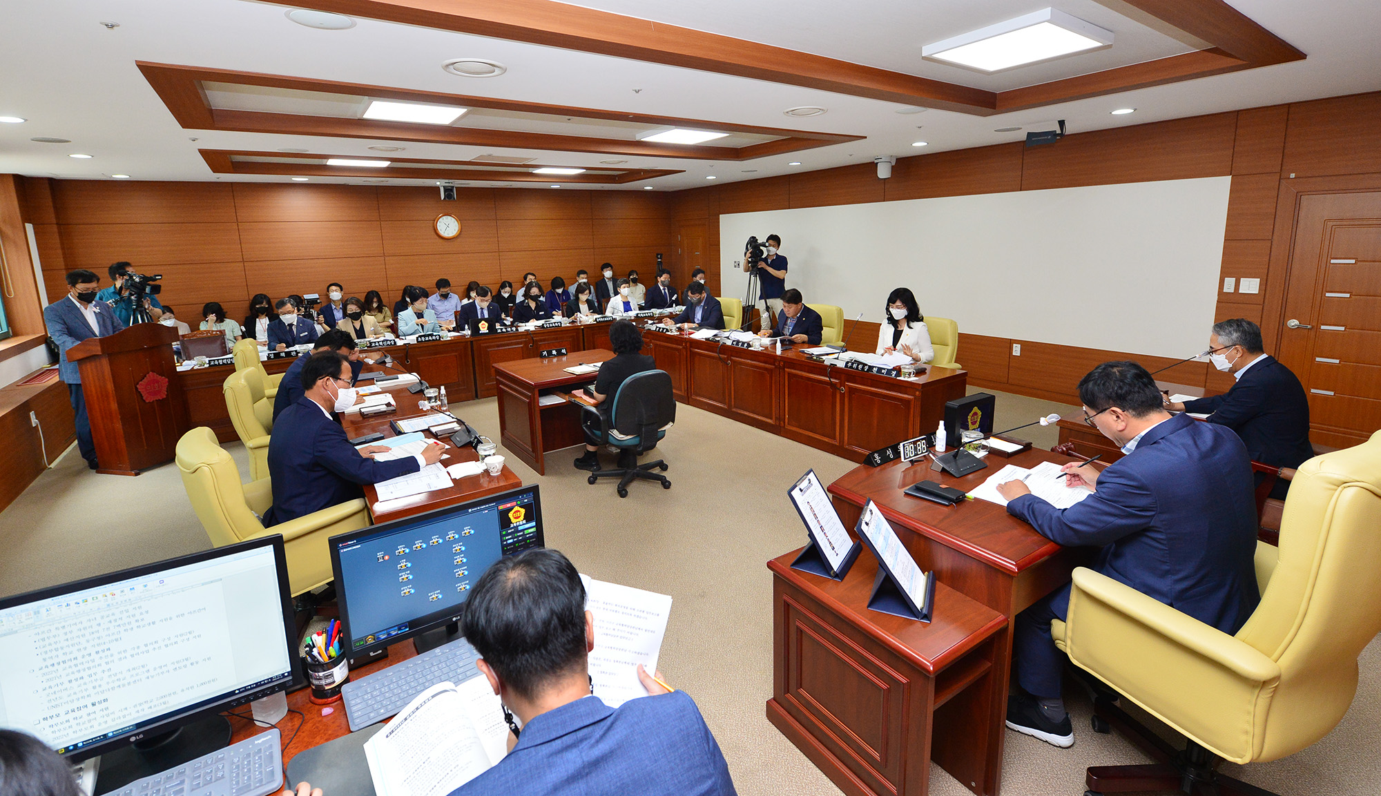 교육위원회, 교육국 소관 2022년도 주요업무보고 청취2