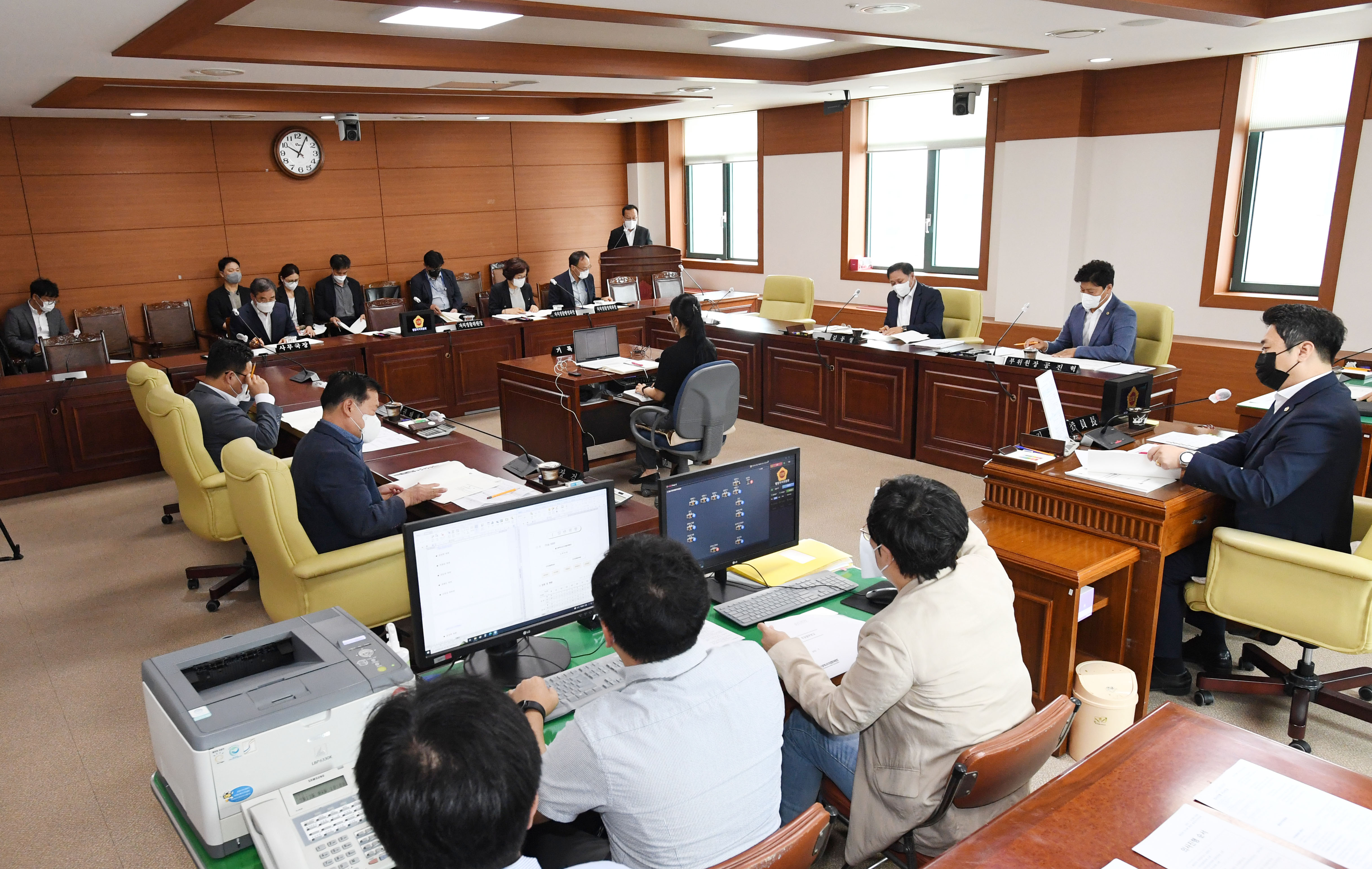 제8대 전반기 울산광역시의회 제232회 임시회 기간중 행정자치위원회 소관  2022년도 주요업무보고 청취2