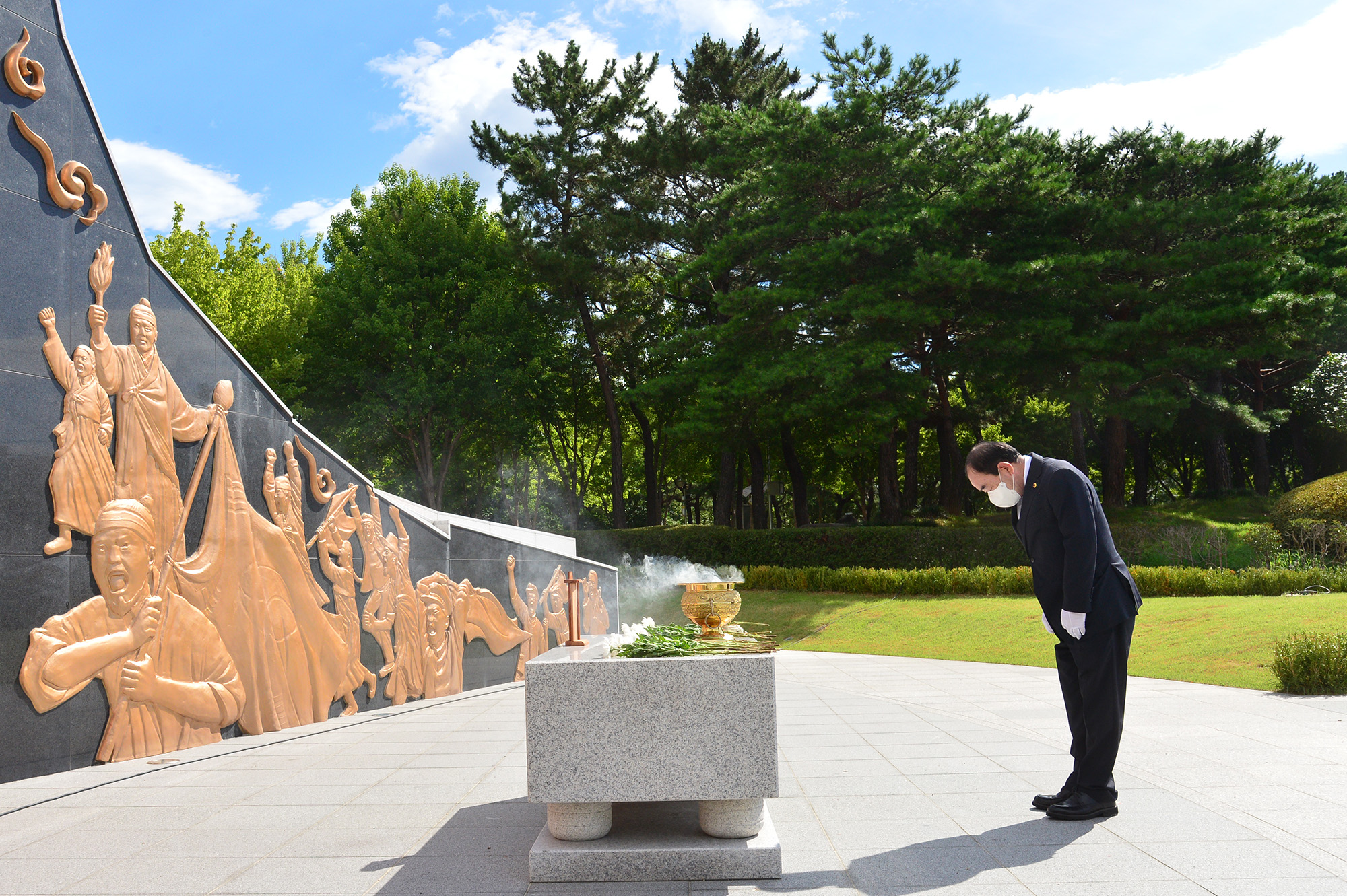 제77주년 광복절 기념 울산항일독립운동기념탑 참배1