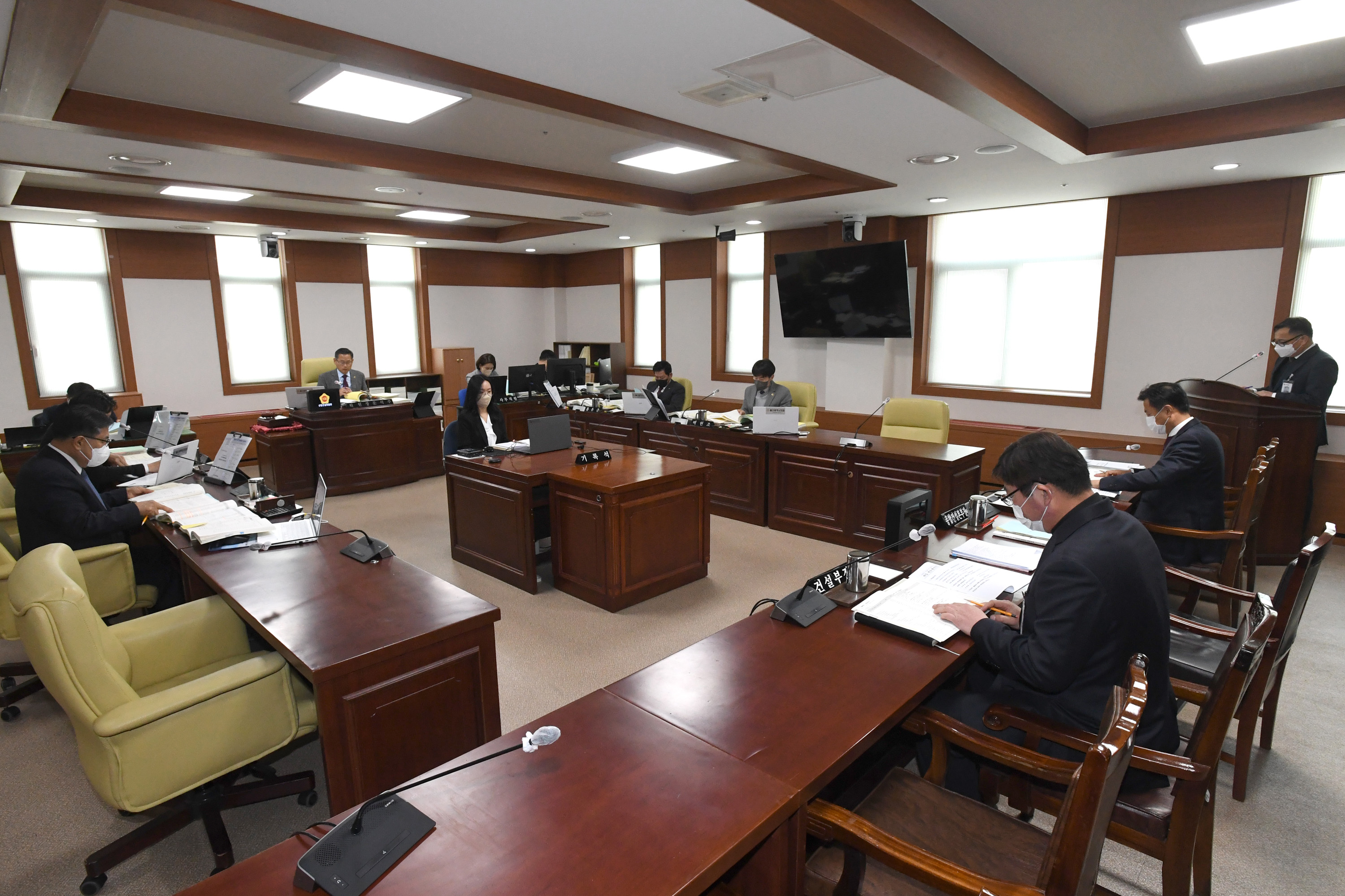 시의회 산업건설위원회 종합건설본부 소관 2023년도 울산광역시 일반.특별 회계 예산안 심사1