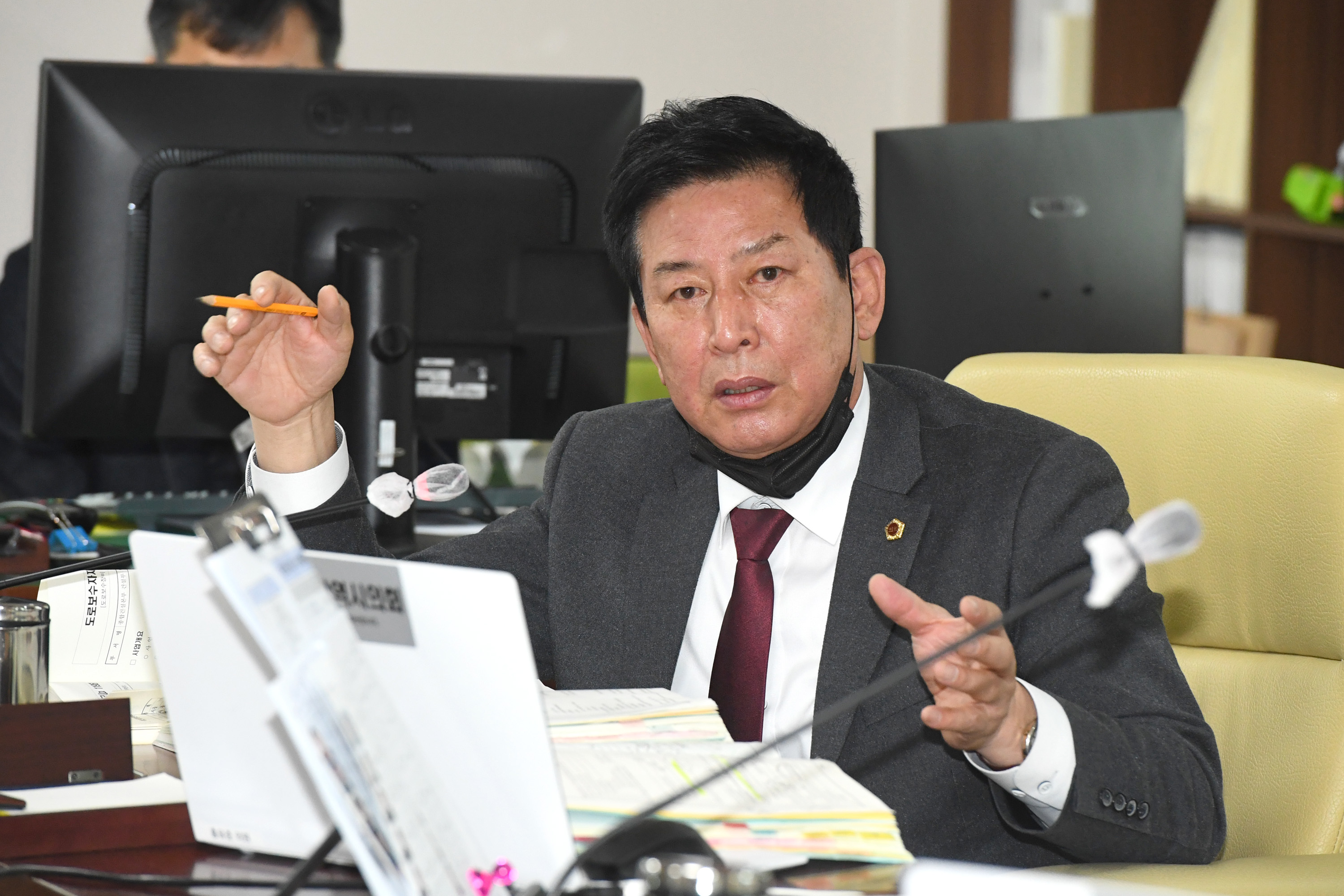 시의회 산업건설위원회 종합건설본부 소관 2023년도 울산광역시 일반.특별 회계 예산안 심사6