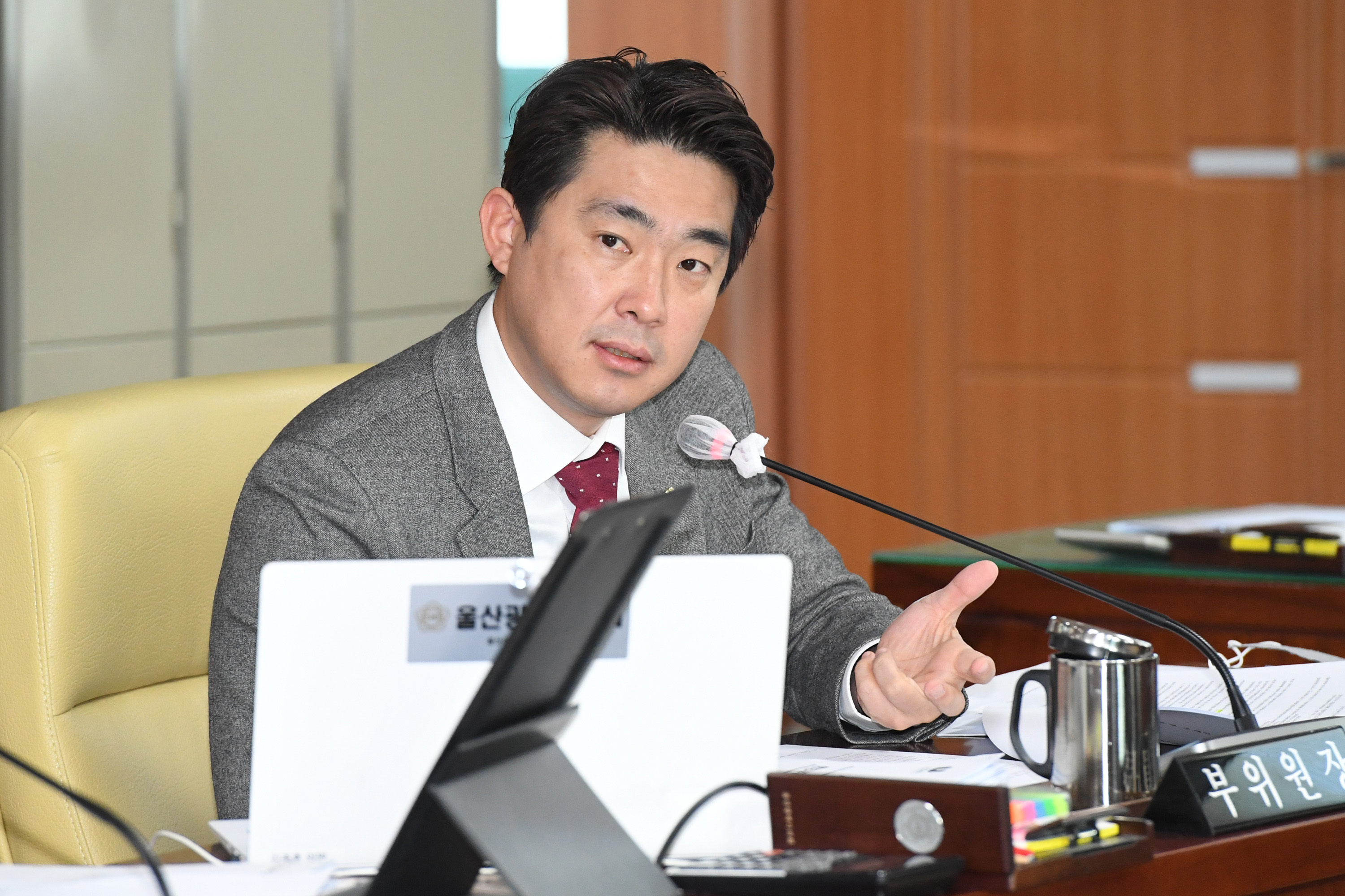 시의회 산업건설위원회 2022년도 행정사무감사 결과보고서 채택 및 조례안 심사6