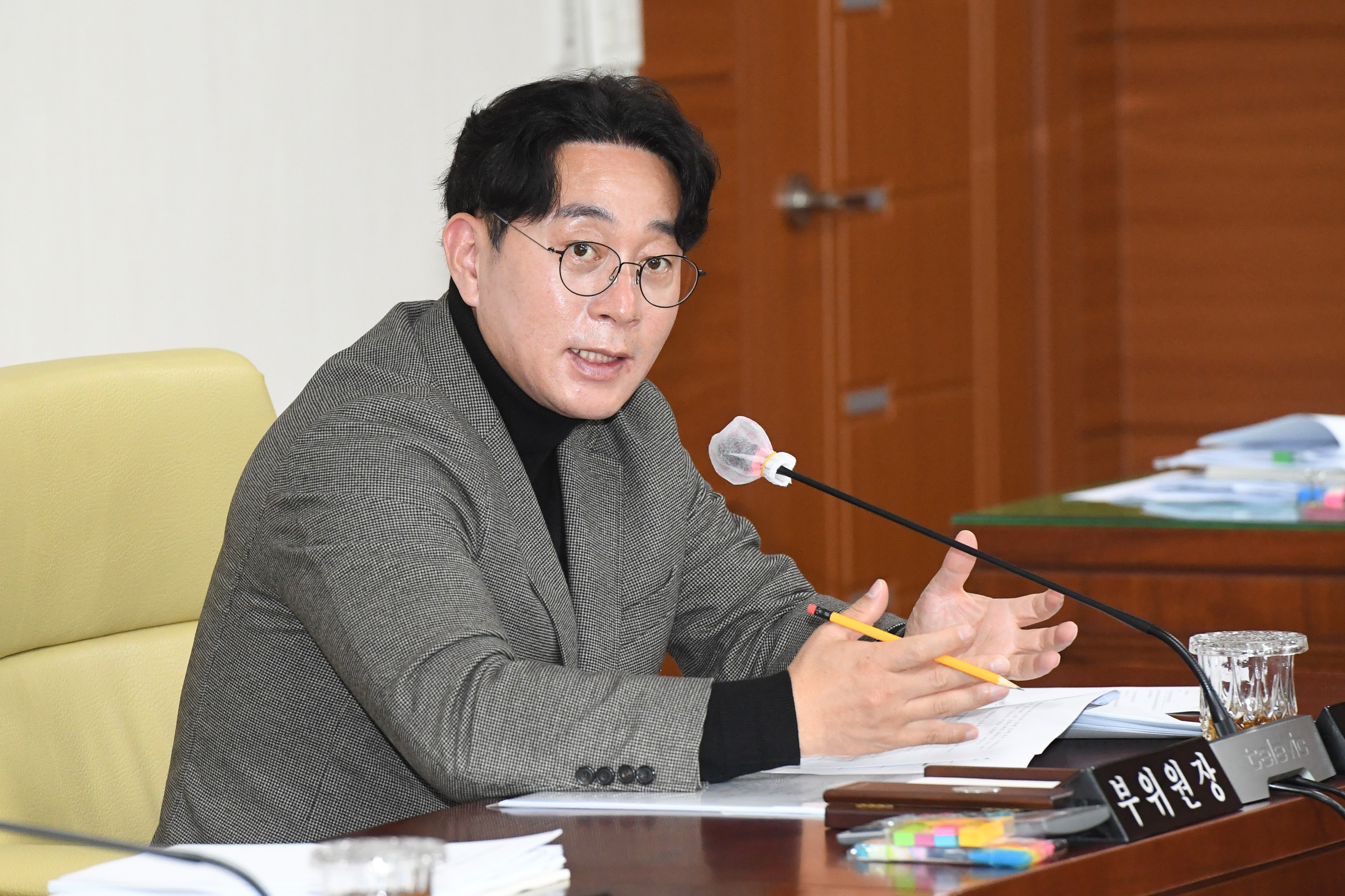 시의회 환경복지위원회 2022년도 행정사무감사 결과보고서 채택 및 조례안 심사6