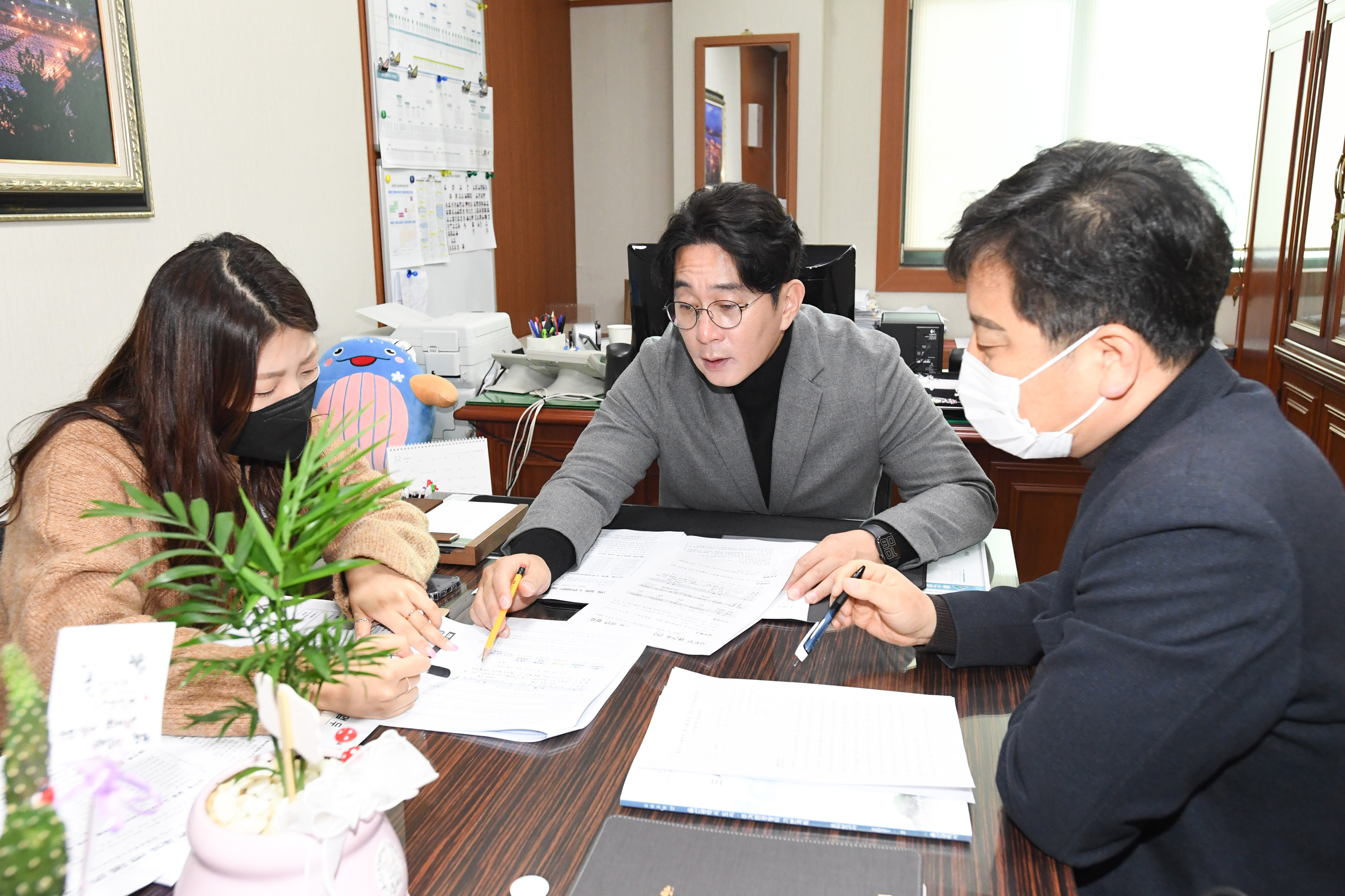 방인섭 의원(환경복지위원회 부위원장) 도심지역 재개발, 재건축 관련 건축주택과 업무협희3