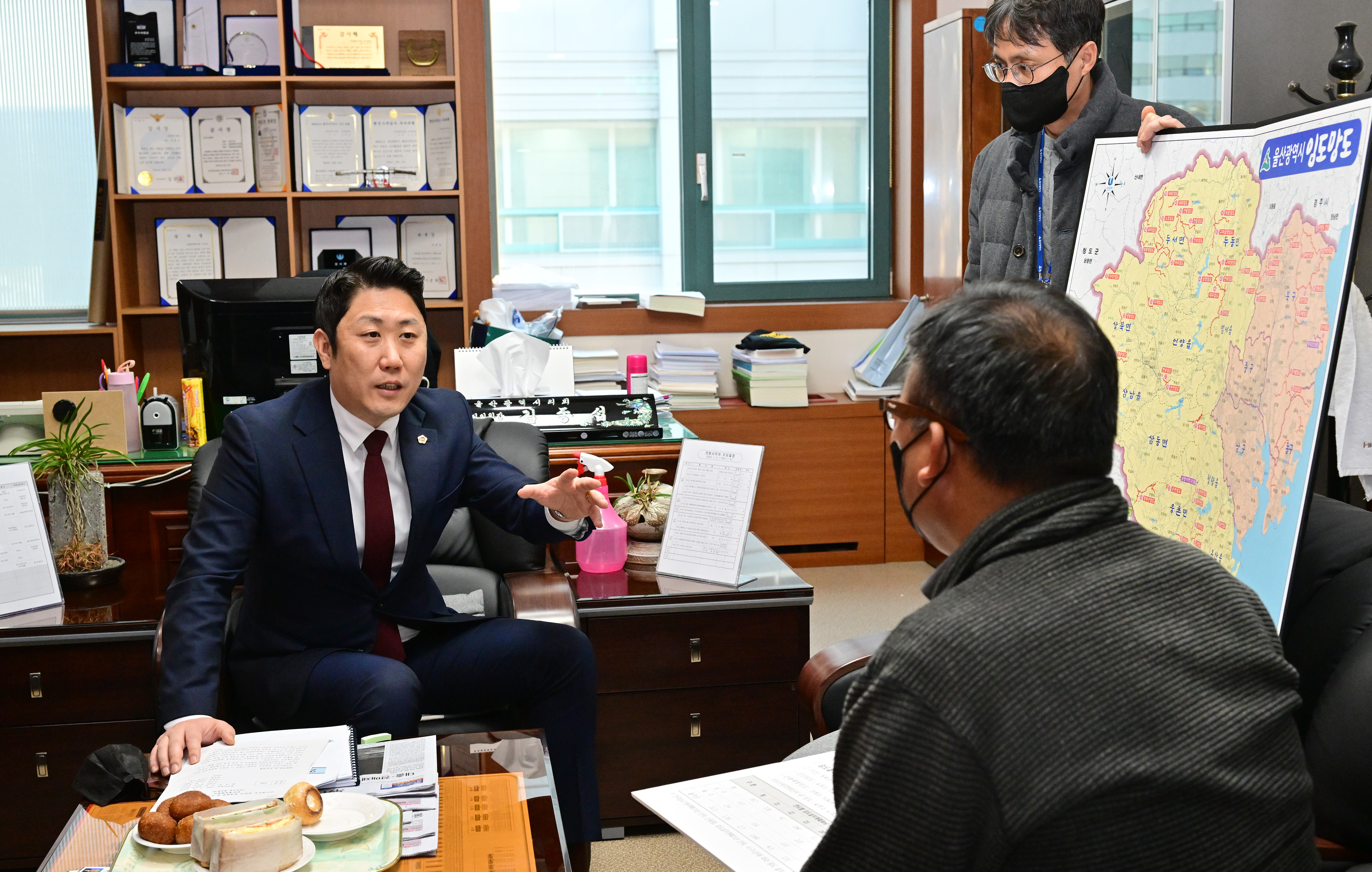 김종섭 행정자치위원장, 임도 현황 관련 업무보고1