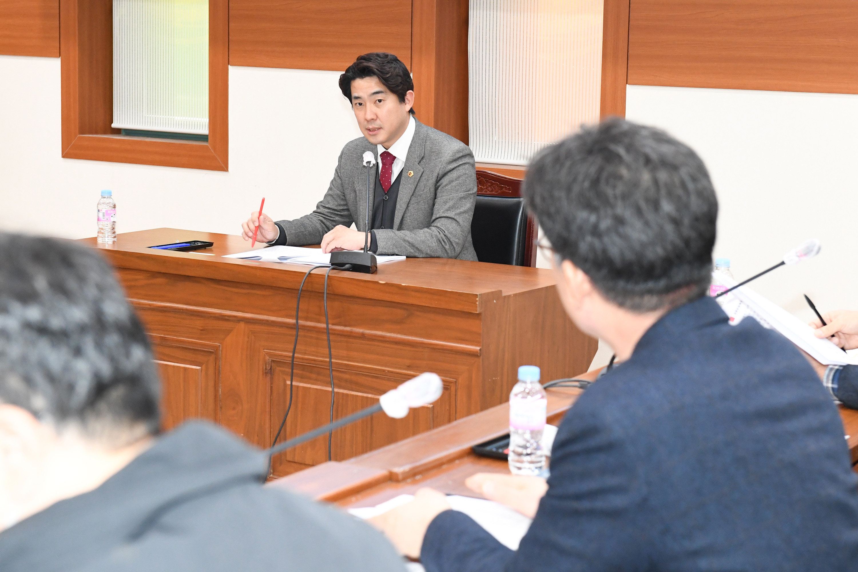 김종훈 산업건설부위원장, 생활폐기물 업체 선정 개선 논의 간담회6