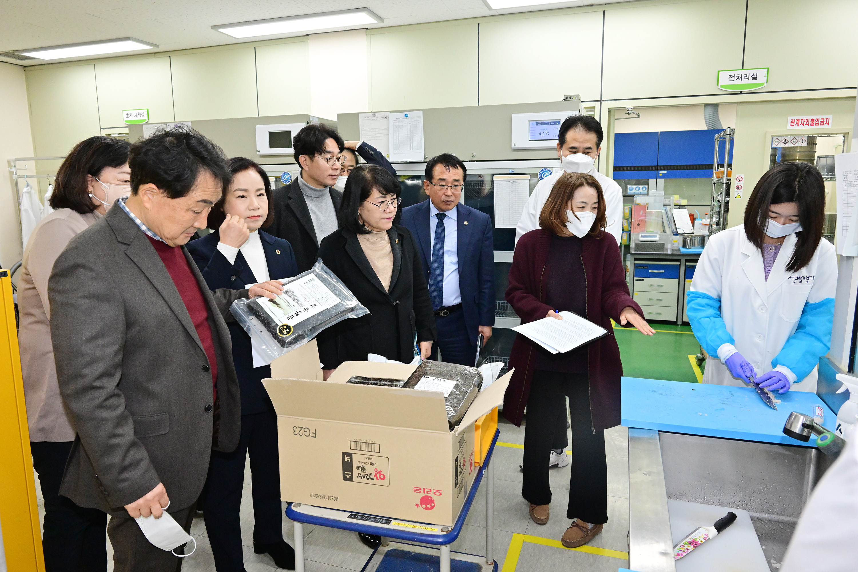 환경복지위원회, 비회기 기간중 보건환경연구원 현장 방문4