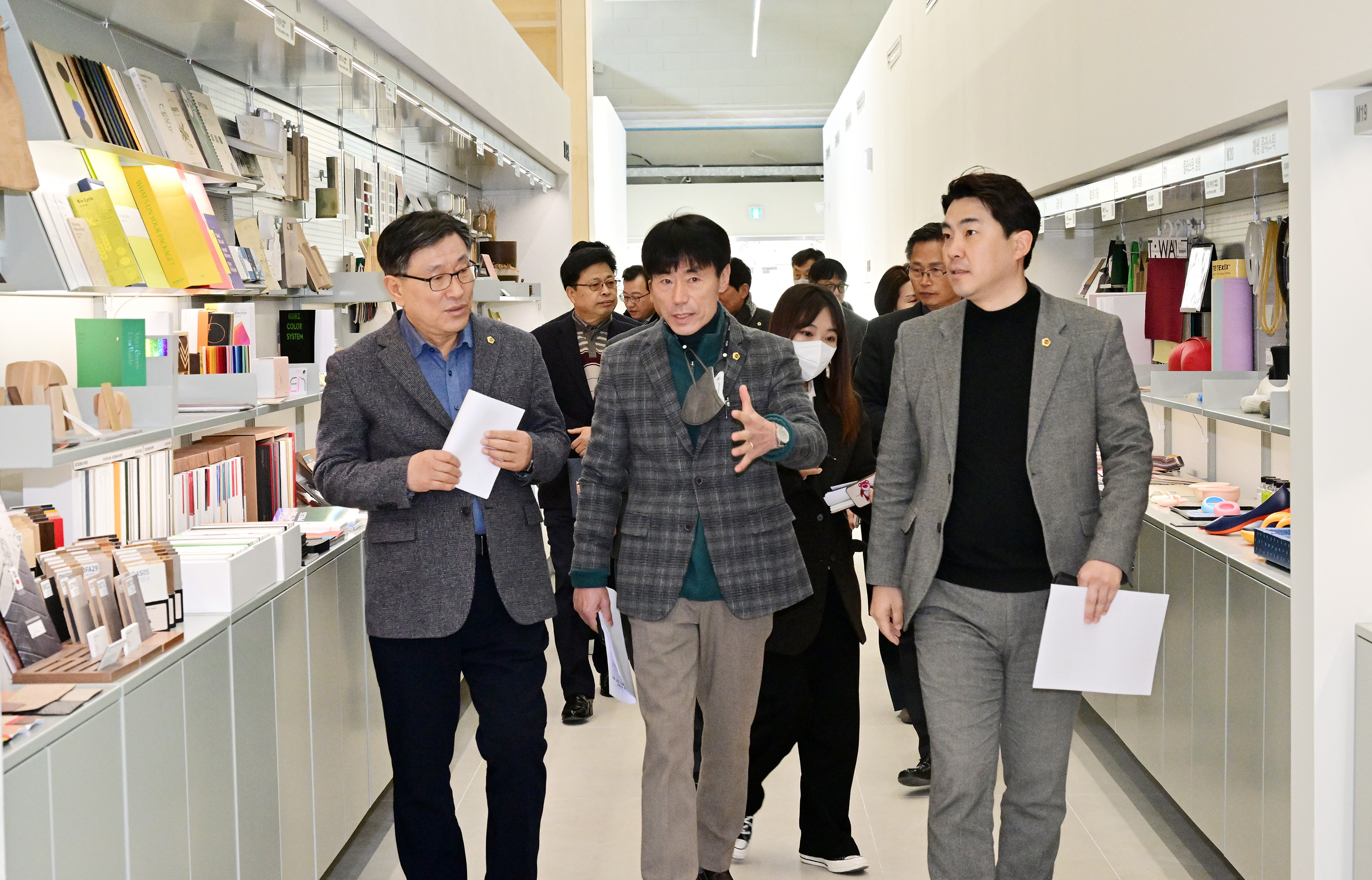 산업건설위원회, 울산 디자인주도 제조혁신센터 방문 현장활동11