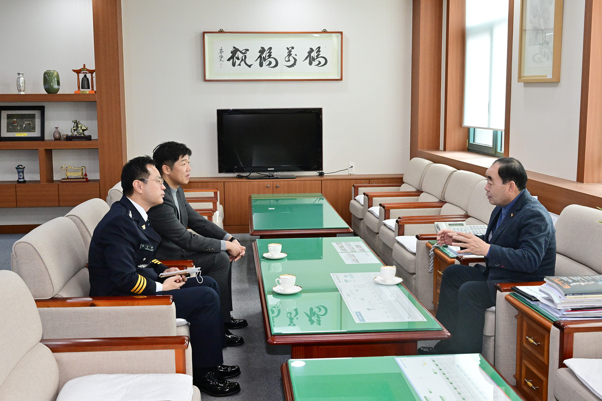 양순봉 신임 울산남부경찰서장 의장실 내방3