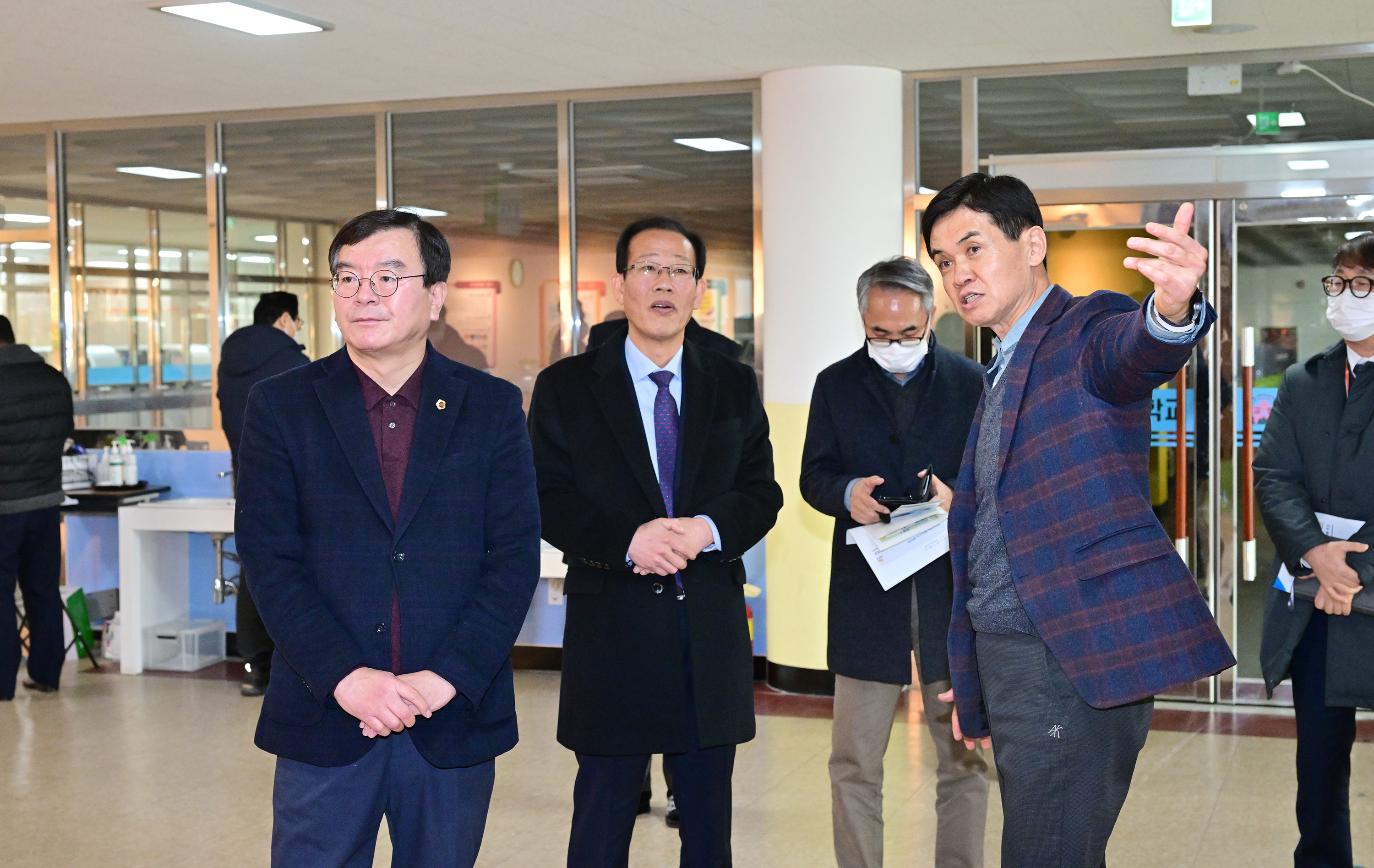 교육위원회, 고헌초 증축공사 준공에 따른 시설 및 개학 준비 상황 점검8